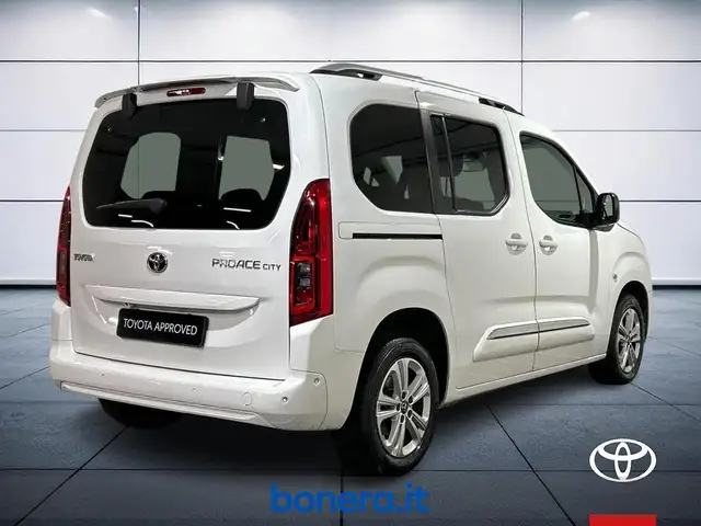 Toyota Proace view 6