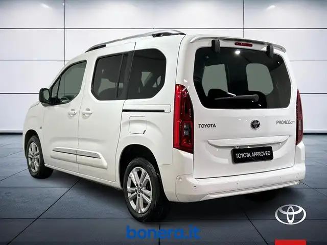 Toyota Proace view 8