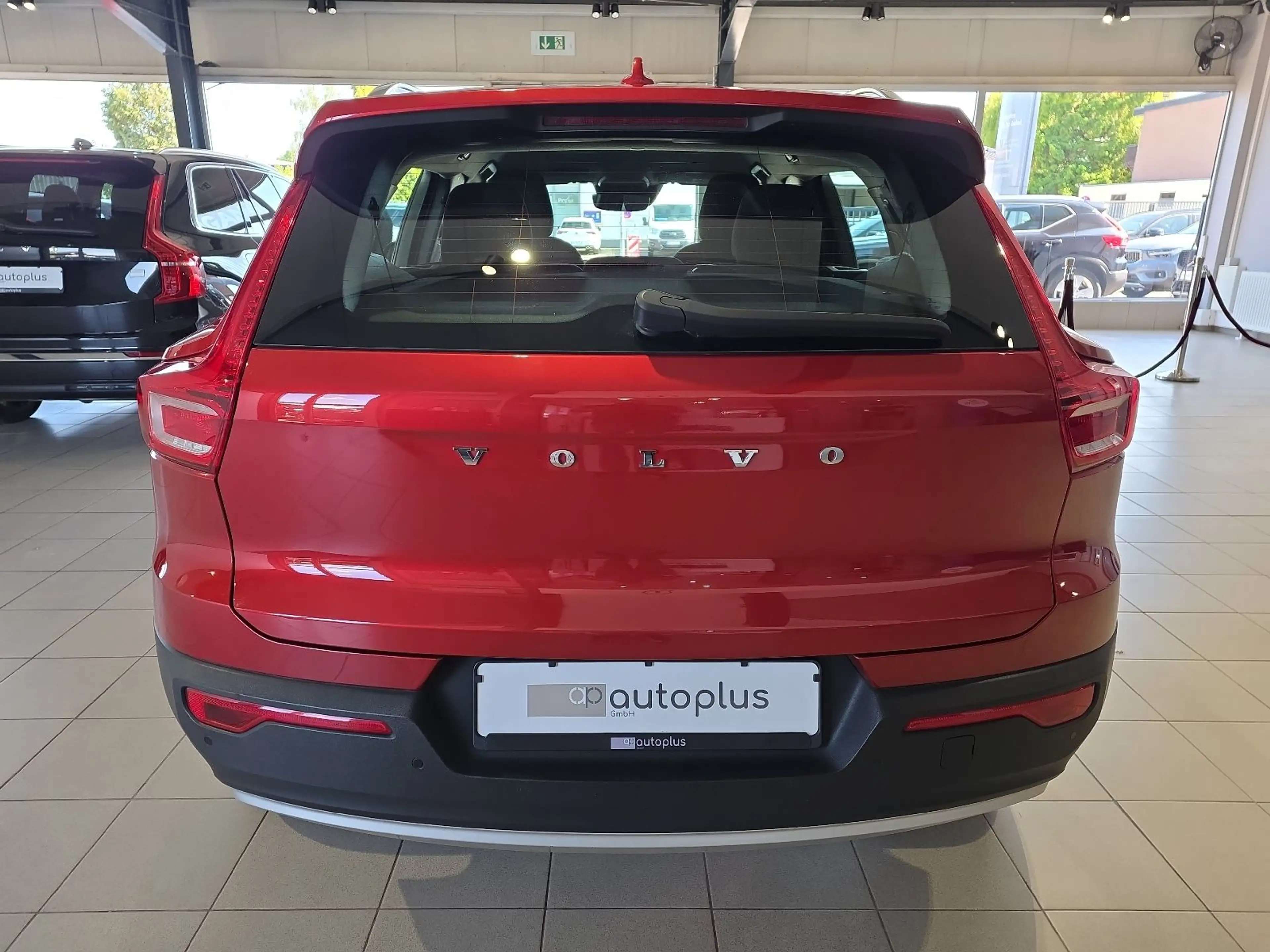 Volvo XC40 T3 Momentum Kamera Keyless Navi — photo 8
