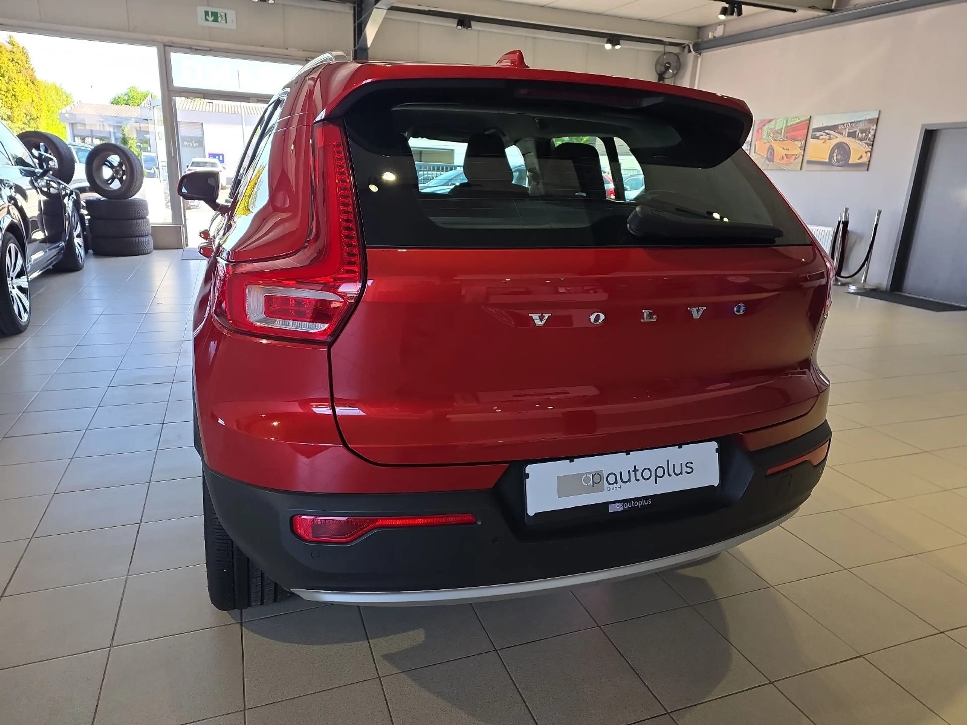 Volvo XC40 T3 Momentum Kamera Keyless Navi — photo 10