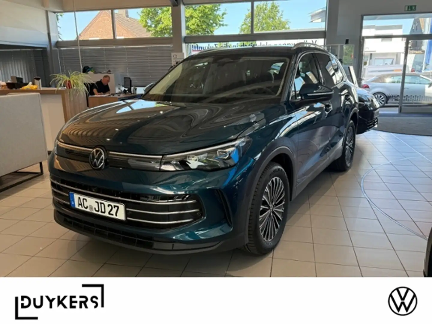Volkswagen Tiguan Elegance 1.5 eTSI DSG NAVI AHK GJR LED Bleu - 1