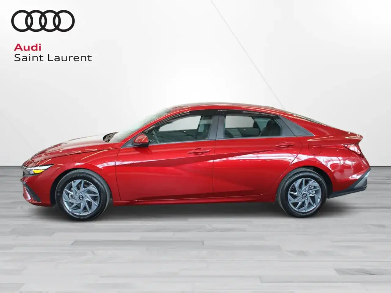 Hyundai ELANTRA photo Hyundai ELANTRA