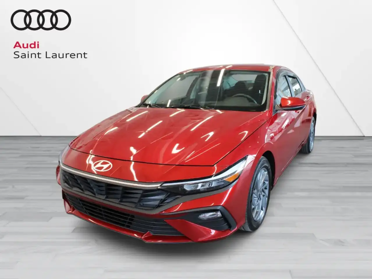 Hyundai ELANTRA photo Hyundai ELANTRA