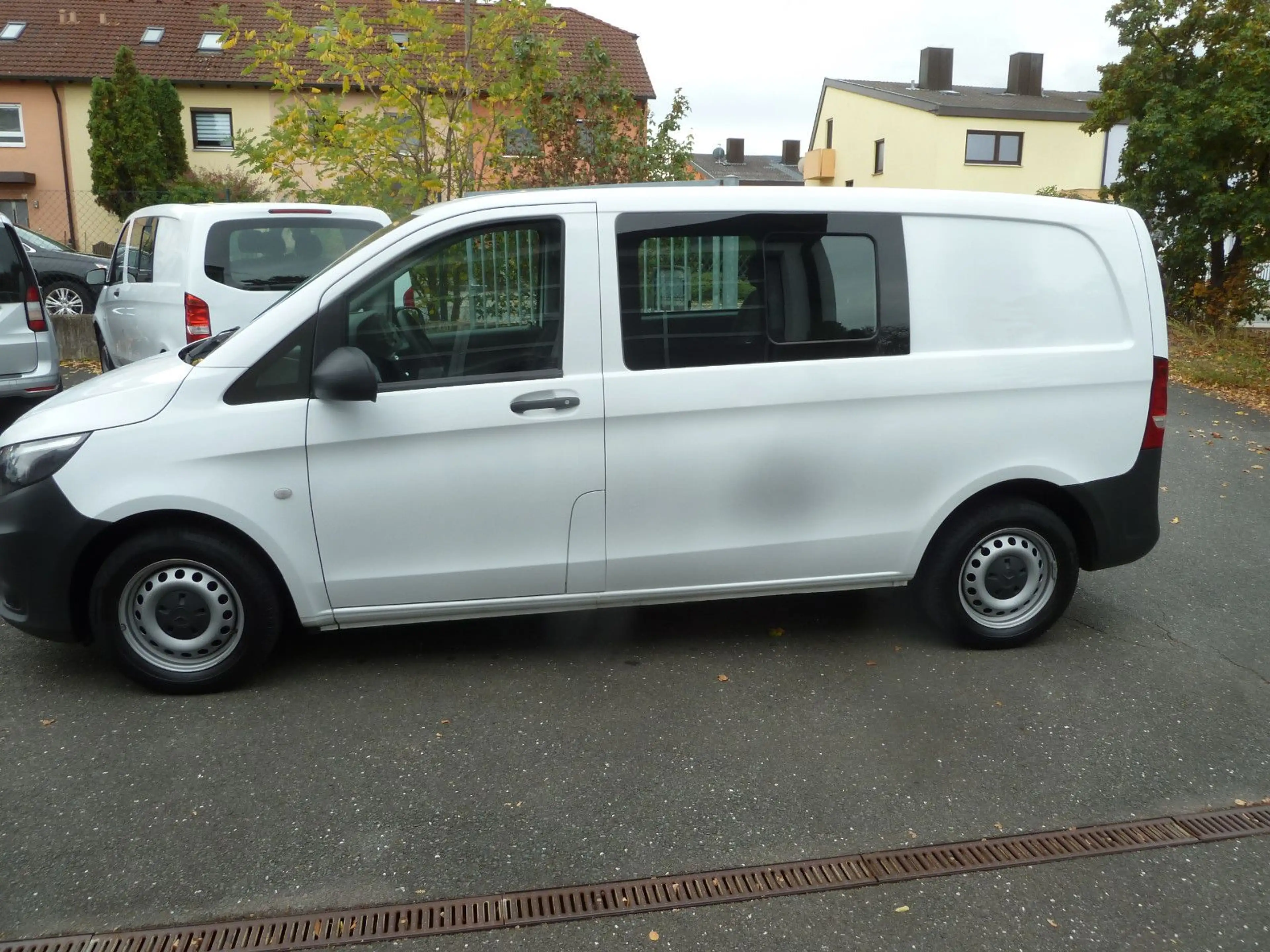 Mercedes-Benz Vito Mixto 114 CDI RWD kompakt 5-SITZER — photo 8