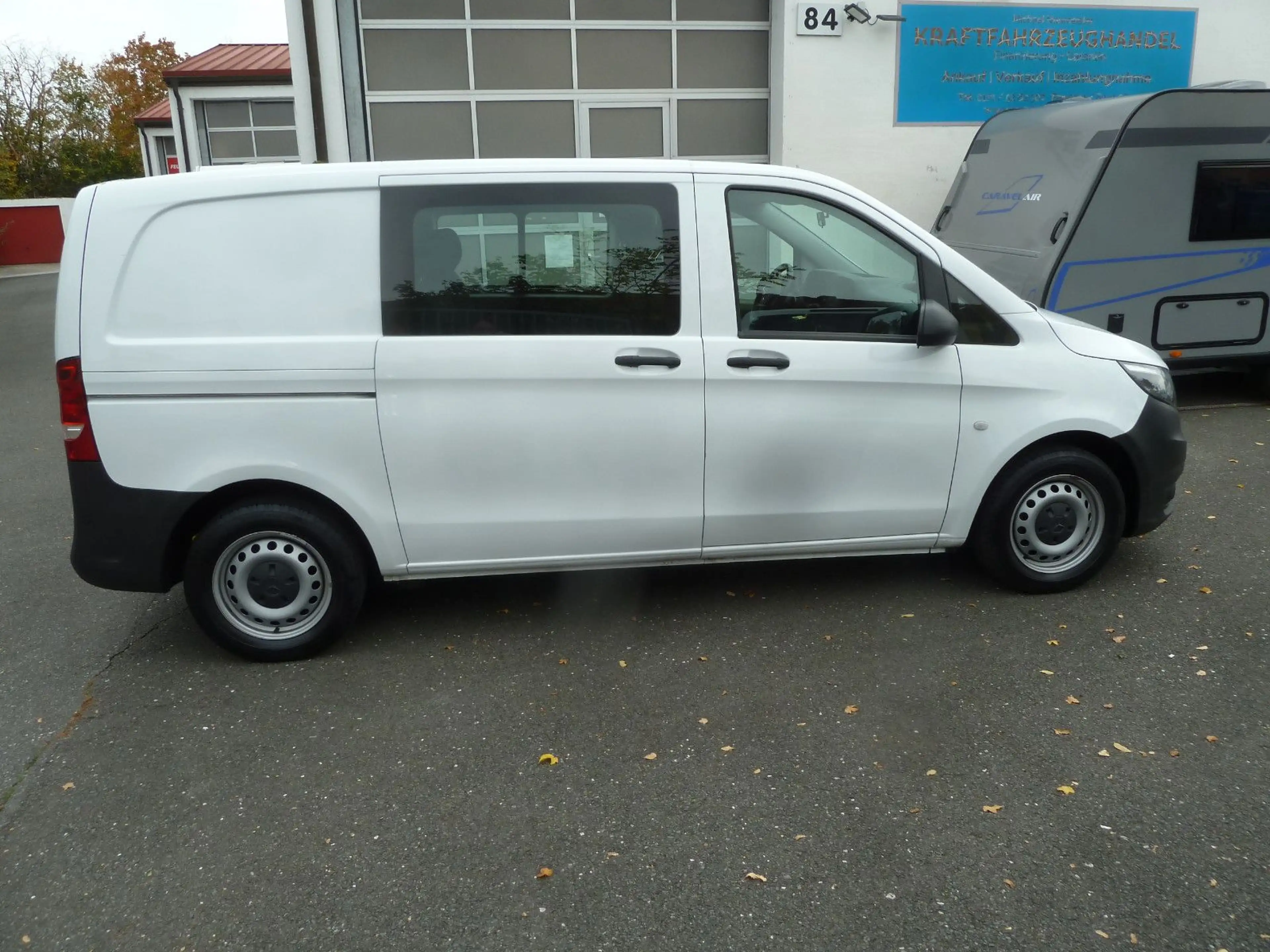 Mercedes-Benz Vito Mixto 114 CDI RWD kompakt 5-SITZER — photo 3