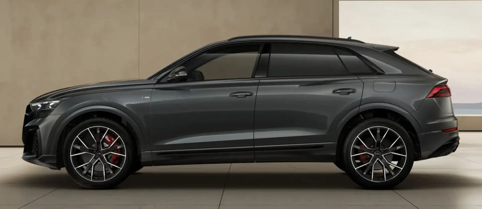 Audi Q8 55 TFSIe S-Line 4W sturing Pano Tour Park City B&O Grijs - 2
