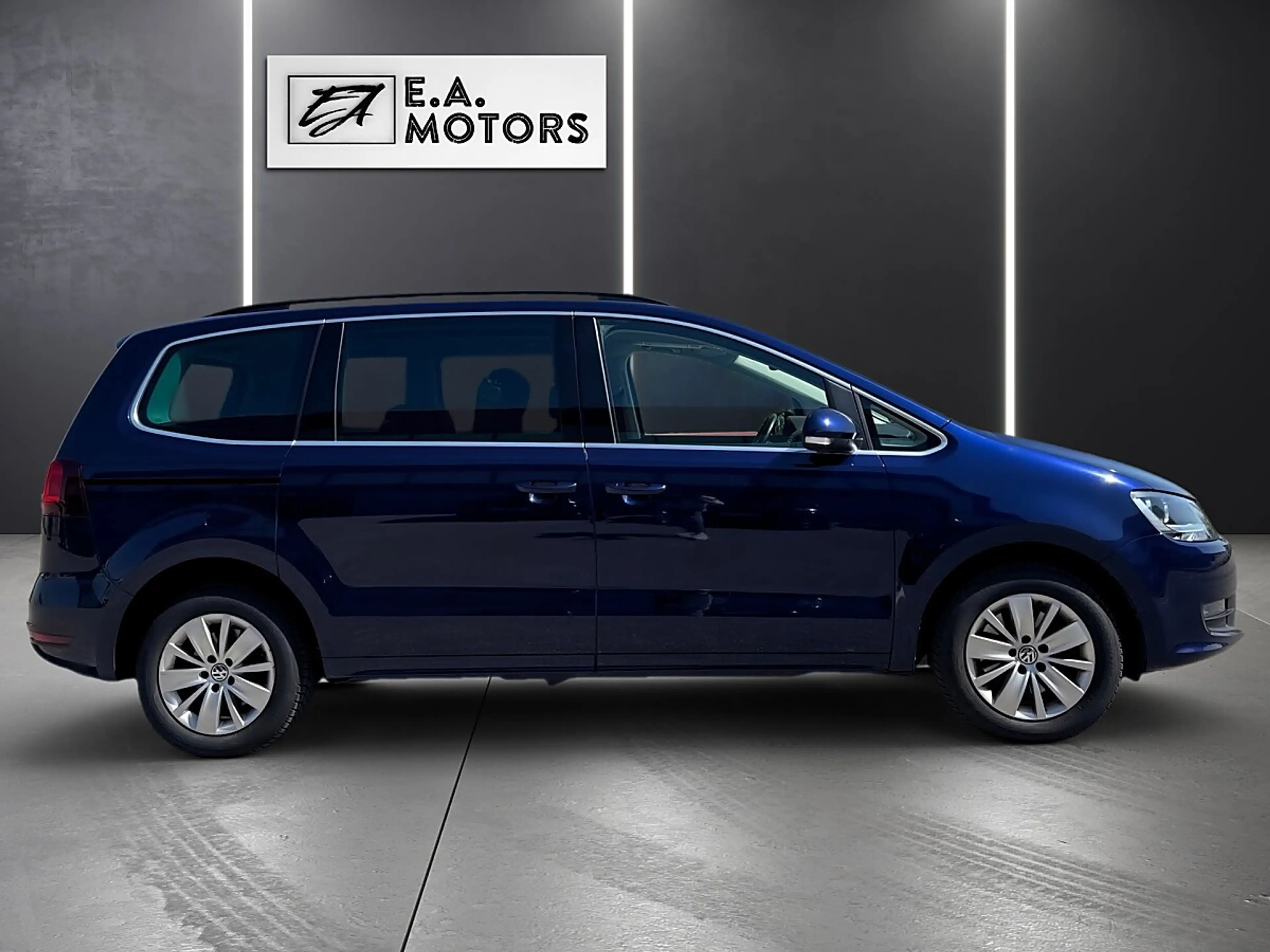 Volkswagen Sharan Comfortline 2,0 TDI DSG 7 Sitze / monatlich ab... — photo 4