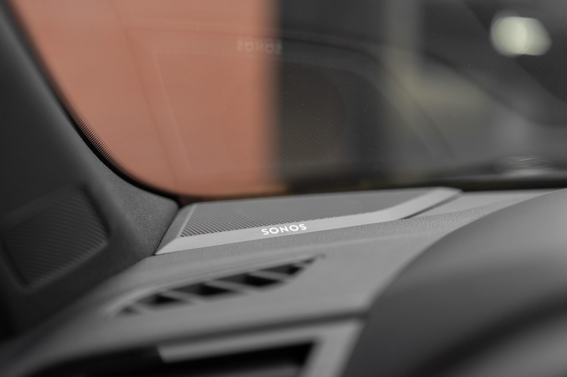 Audi Q3 Sportback 45 TFSI e S-Line 245pk Pano Sonos Camera — photo 11