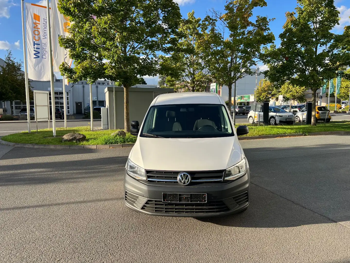 Volkswagen Caddy Maxi 2.0TDI DSG*Klima*Xenon*Kamera*1.Hand* Weiß - 2