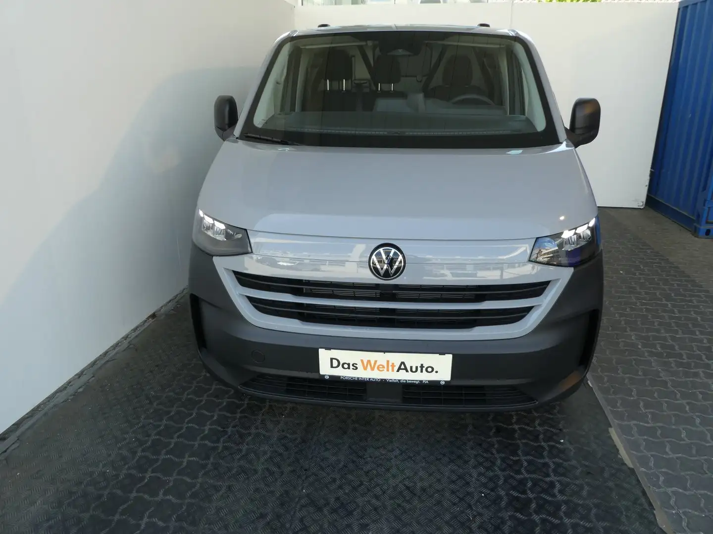 Volkswagen T7 Transporter VW Transporter T7 Kastenwagen Entry TDI Grau - 2