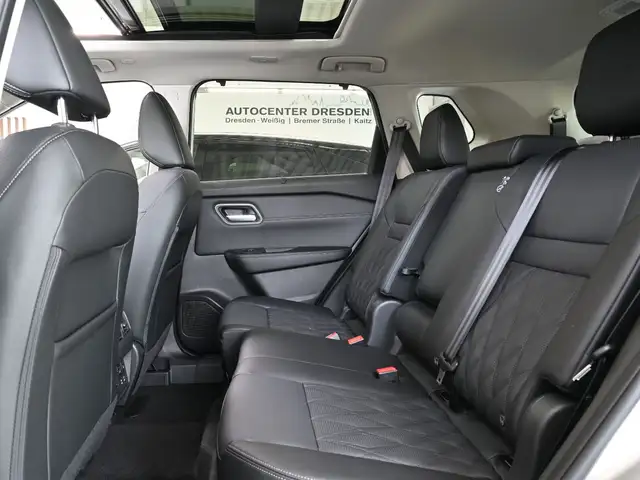 Nissan X-Trail view 12