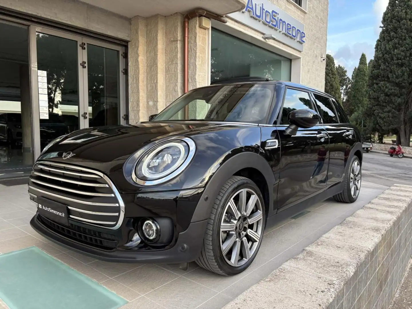 MINI Cooper Clubman 2.0 Cooper D Mayfair Edition Clubman TETTO APR/PAN Noir - 1