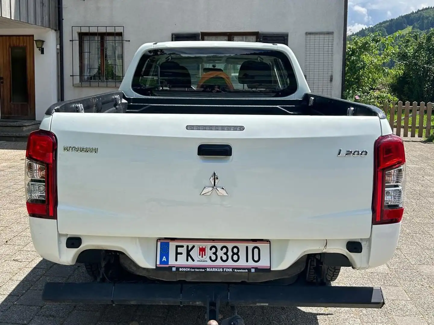 Mitsubishi PICK UP KJ0T/KL622/AB5NDBA6BJ5BAAA Weiß - 2