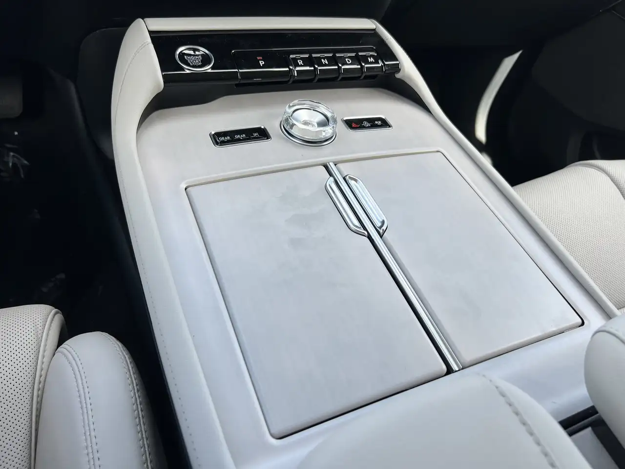 Lincoln Navigator снимка Lincoln Navigator