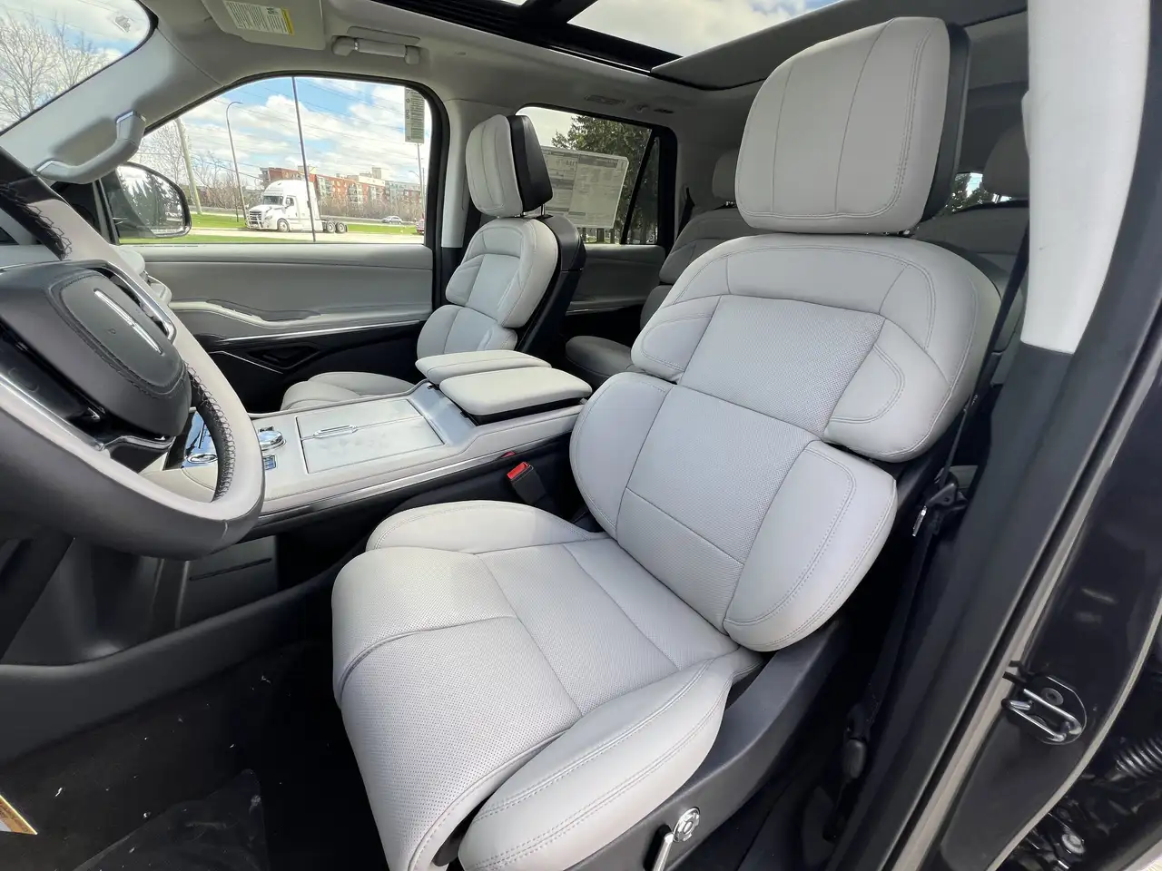 Lincoln Navigator снимка Lincoln Navigator