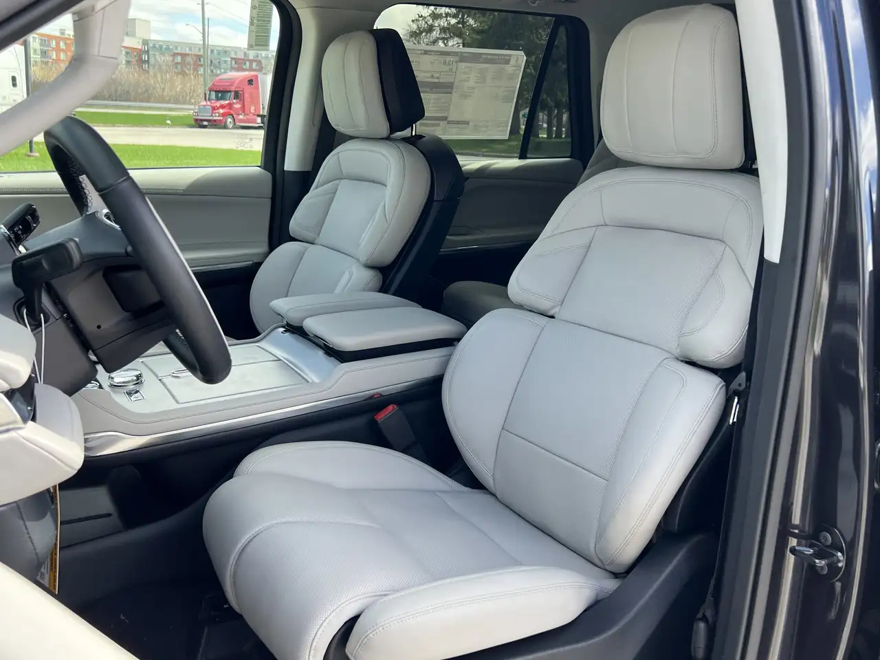 Lincoln Navigator снимка Lincoln Navigator