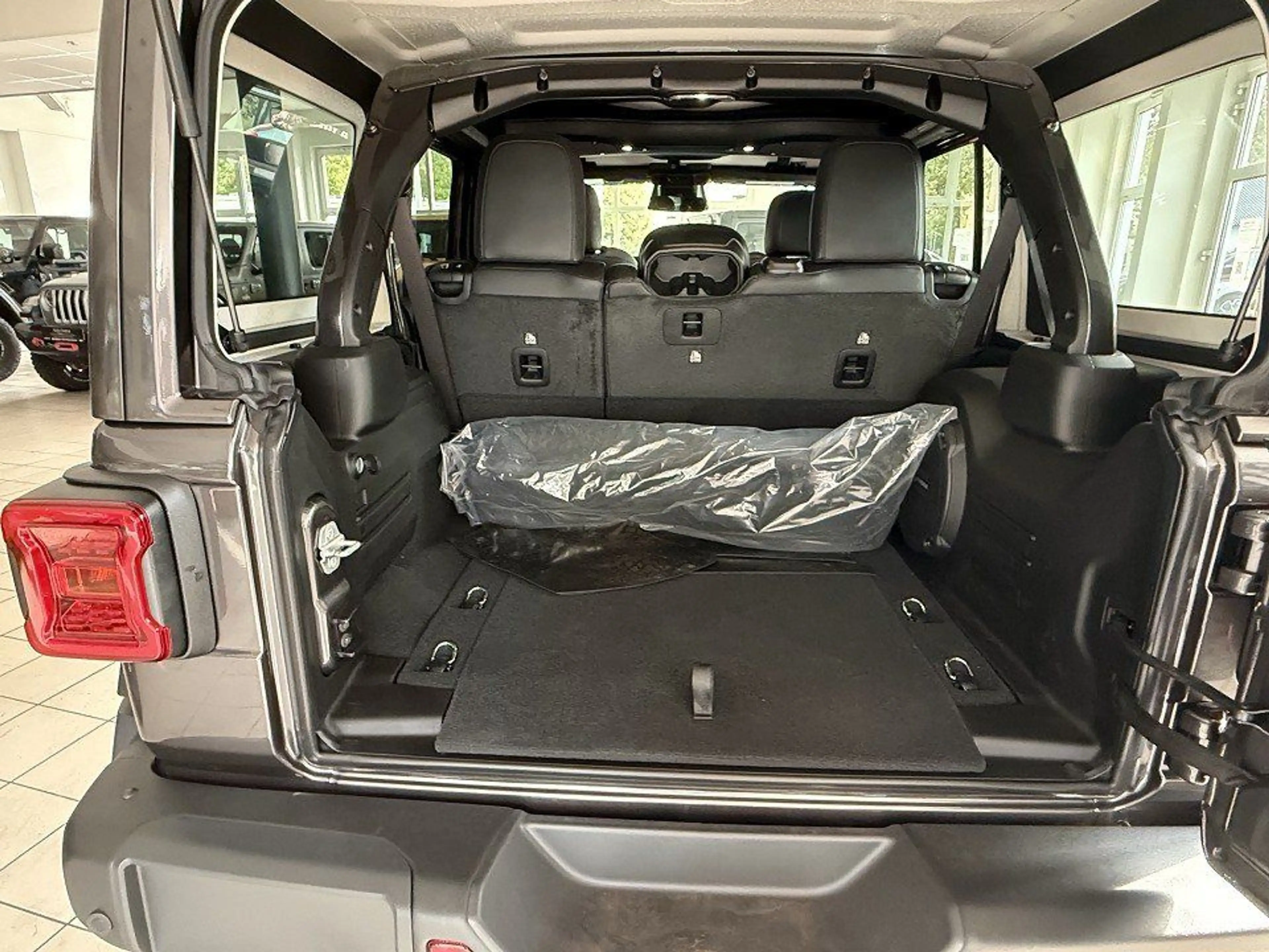 Jeep Wrangler 3.6 290PS Unlimited Rubicon X Warn-Wind — photo 8