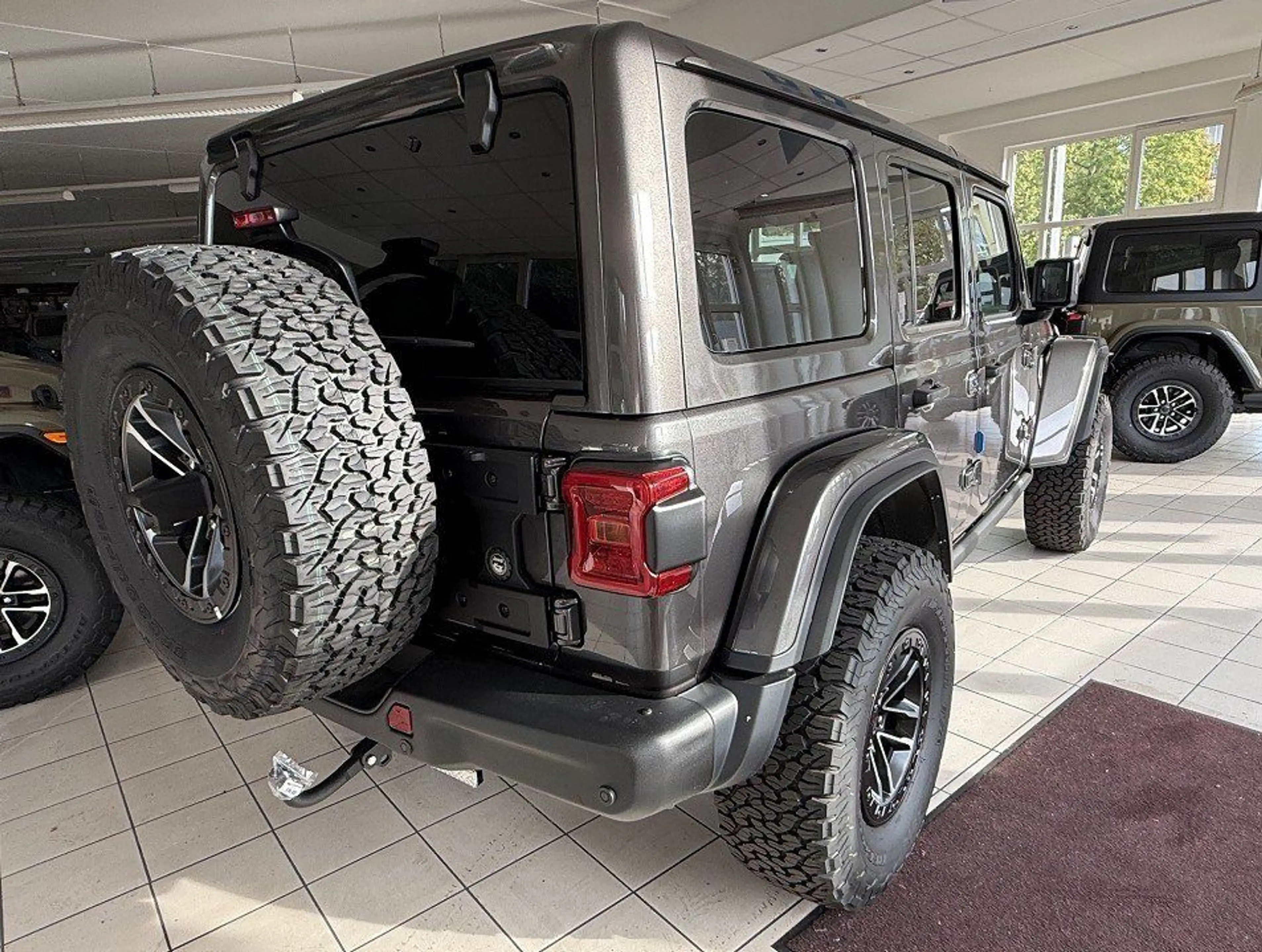 Jeep Wrangler 3.6 290PS Unlimited Rubicon X Warn-Wind — photo 6