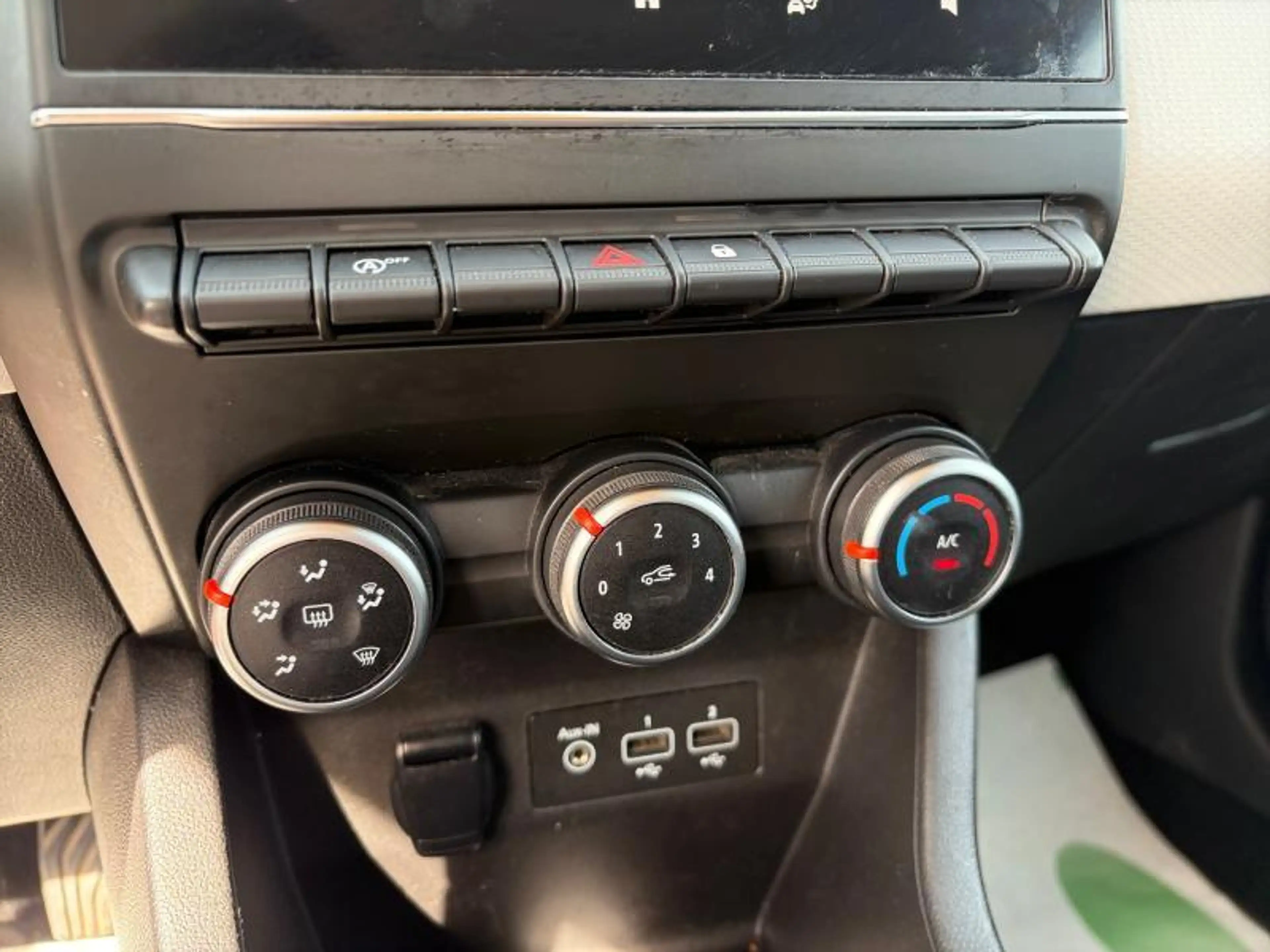 Renault Clio Limited 1.0TCe 67cv Blanc 03/21 Airco, Capteurs — photo 11