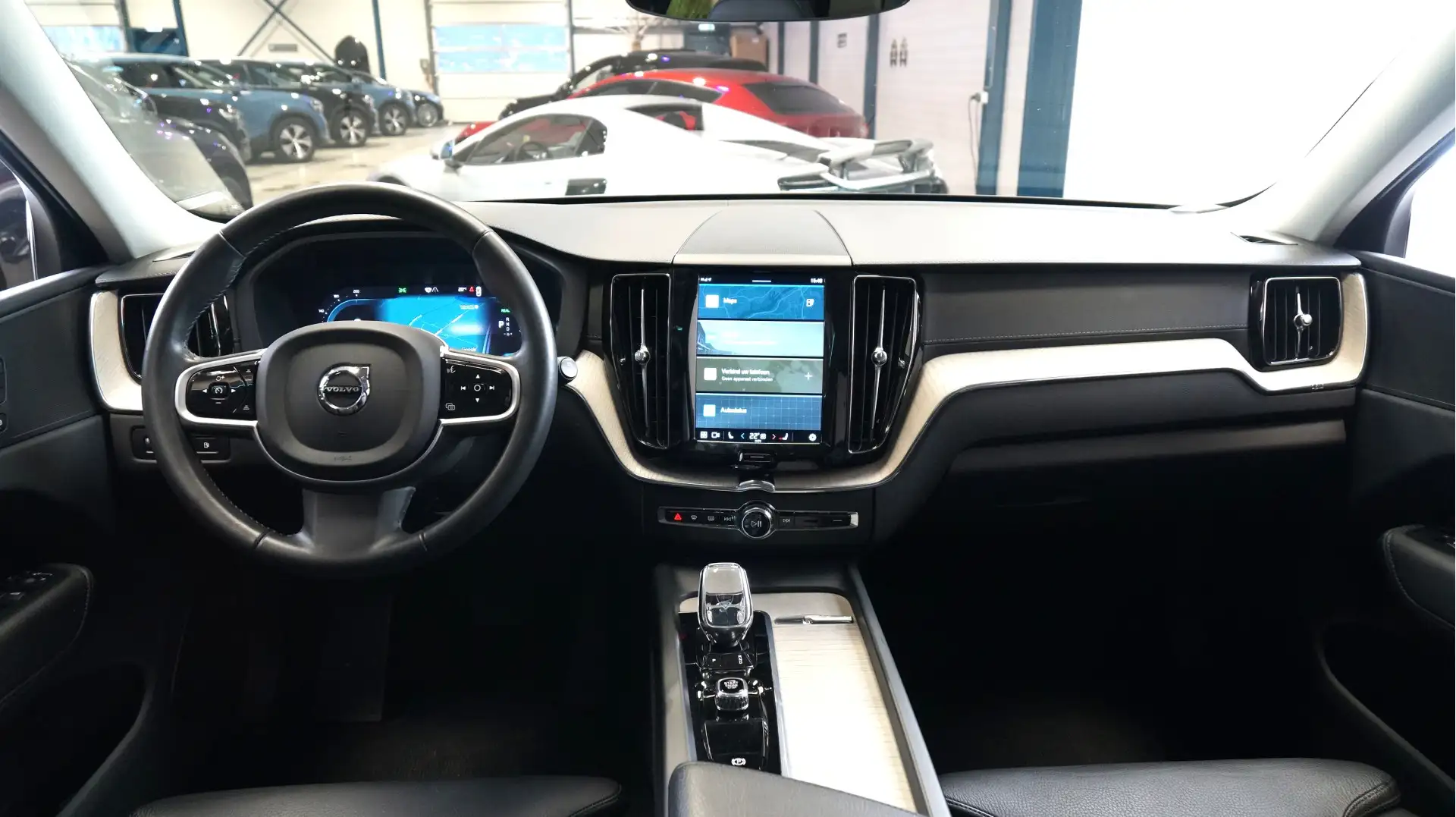 Volvo XC60 2.0 T6 250kW/340pk Aut8 Plug-in hybrid AWD Inscrip Grijs - 2