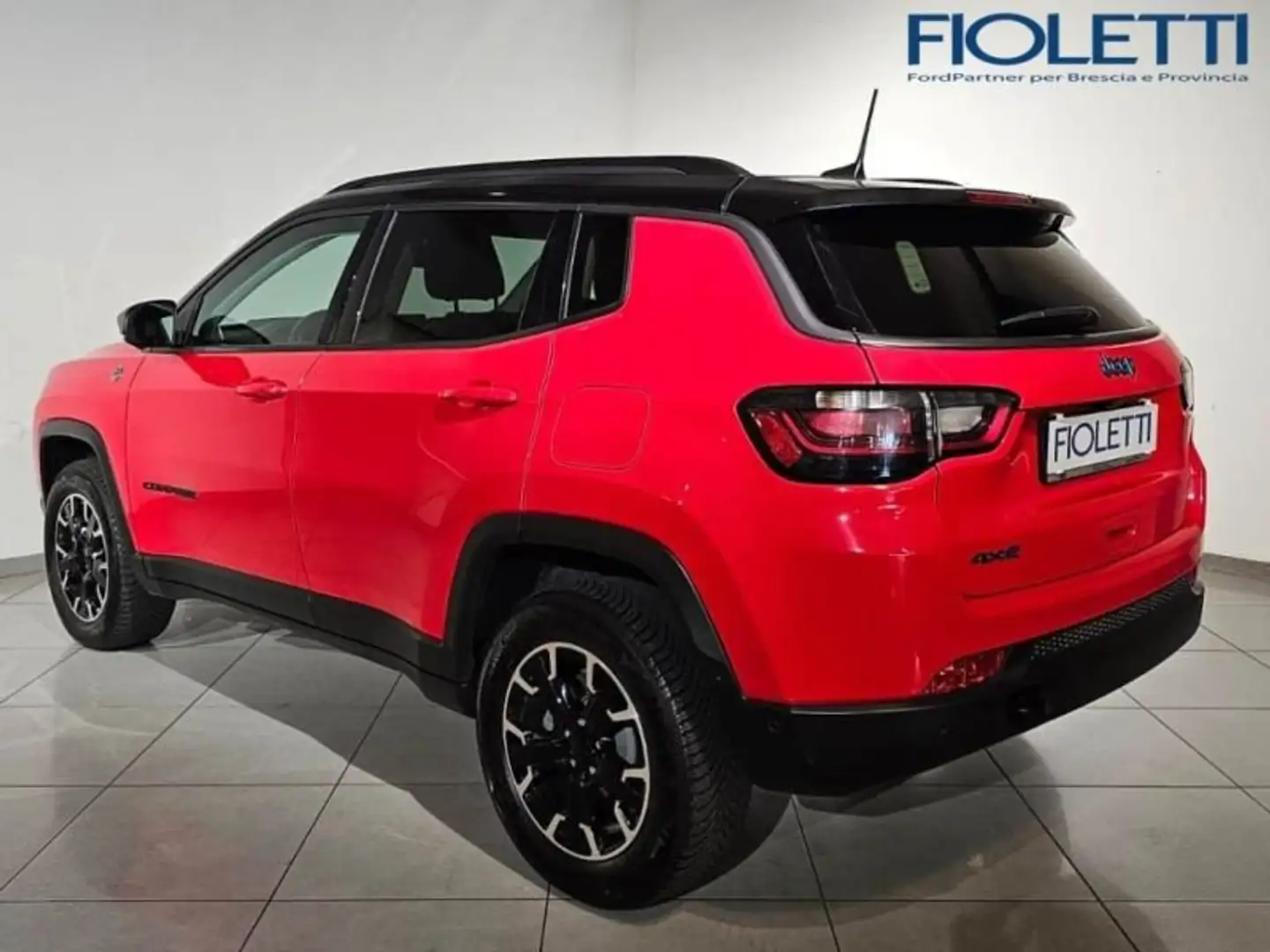 Jeep Compass 2ª SERIE 1.3 T4 240CV PHEV AT6 4XE TRAILHAWK Rosso - 2