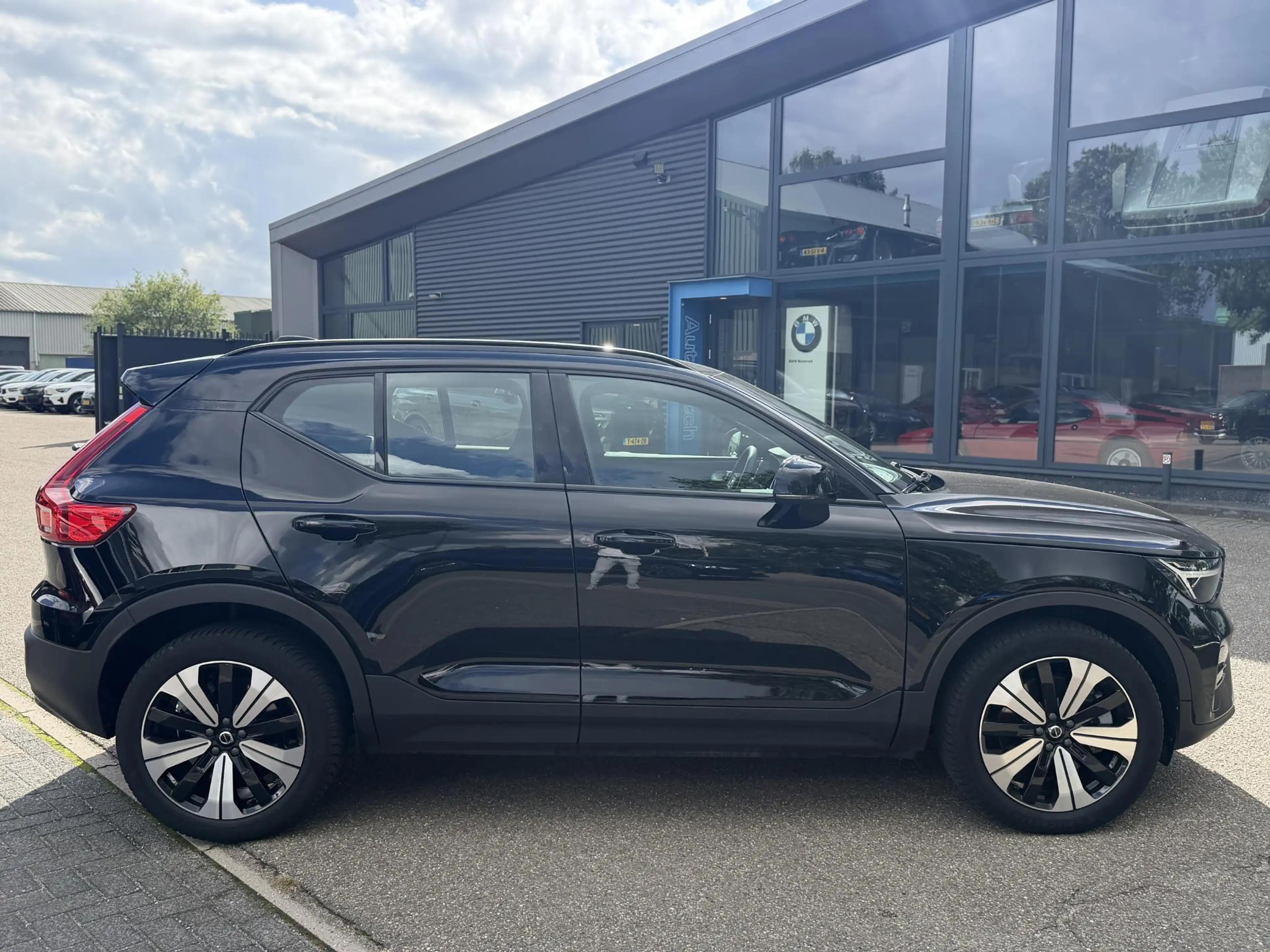 Volvo XC40 Recharge Core SOH 94%| VOLVO DEALER ONDERHOUDEN| A — photo 6