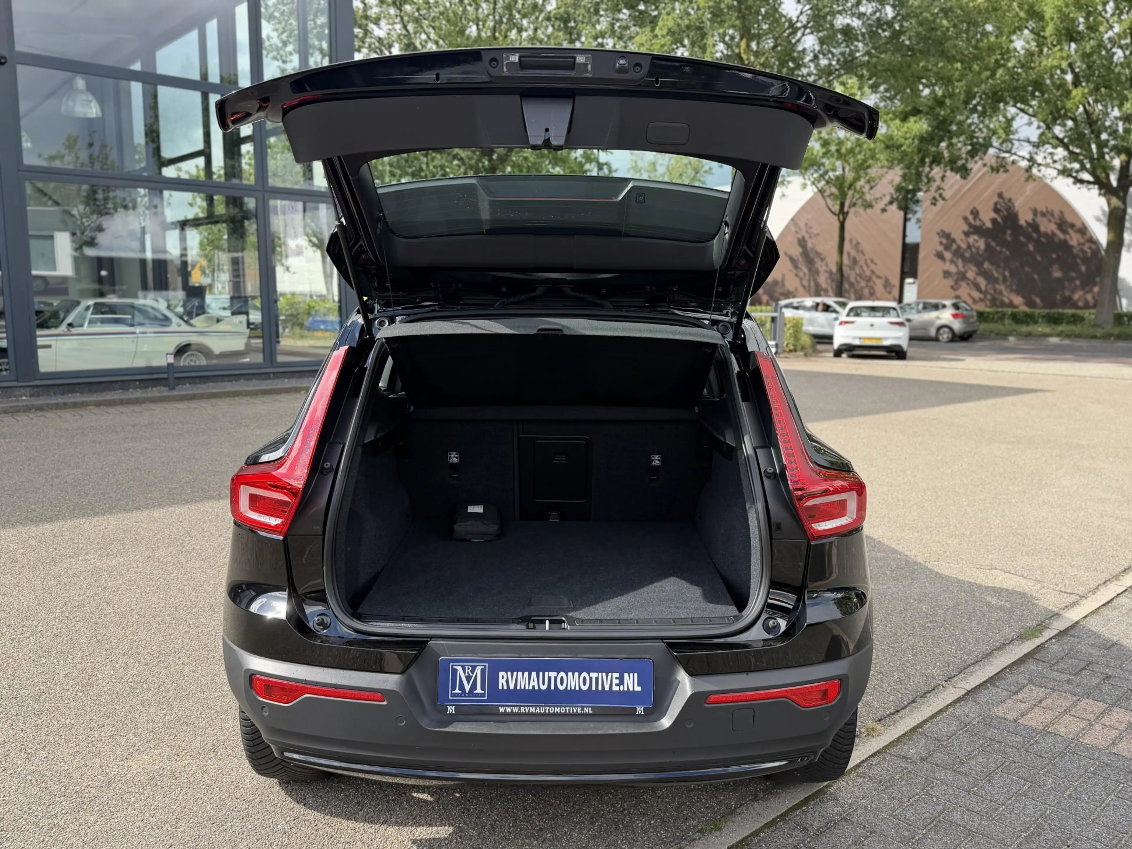 Volvo XC40 Recharge Core SOH 94%| VOLVO DEALER ONDERHOUDEN| A — photo 4