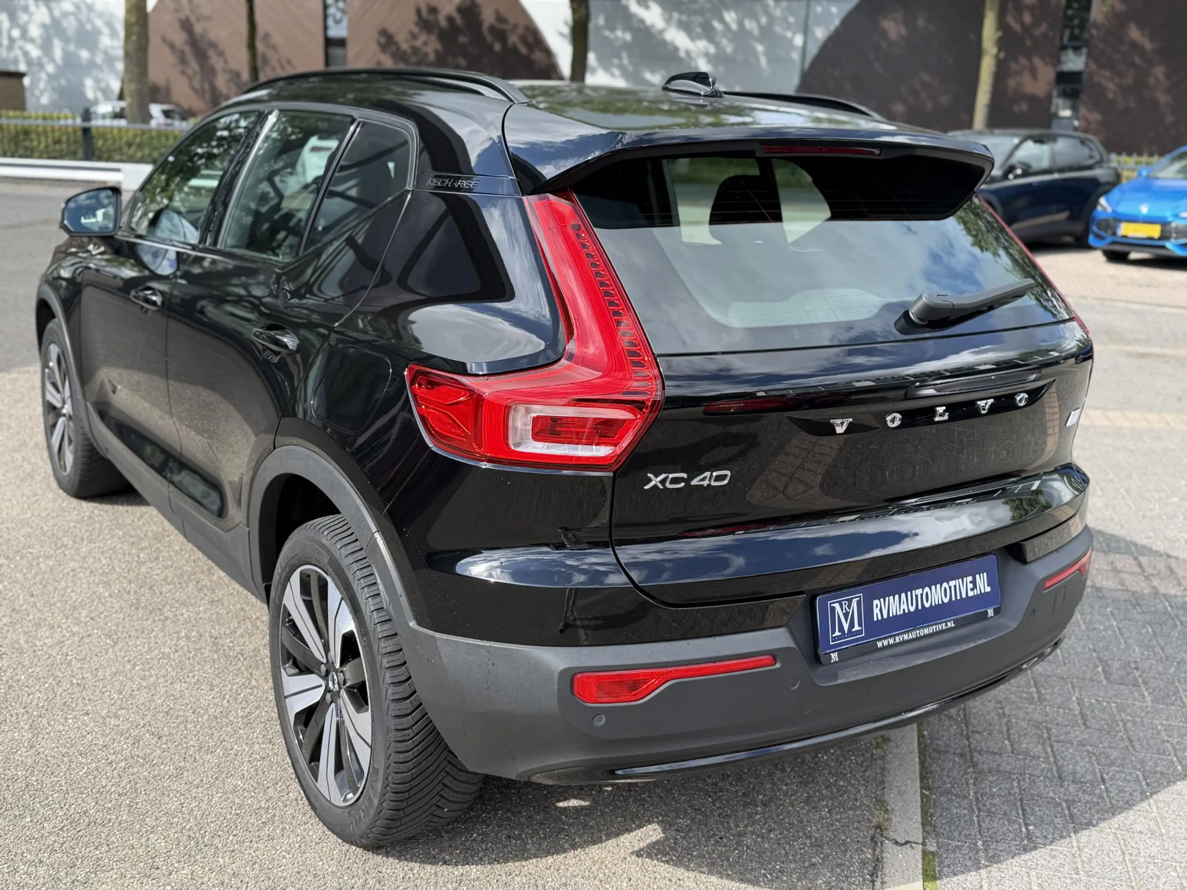 Volvo XC40 Recharge Core SOH 94%| VOLVO DEALER ONDERHOUDEN| A — photo 3