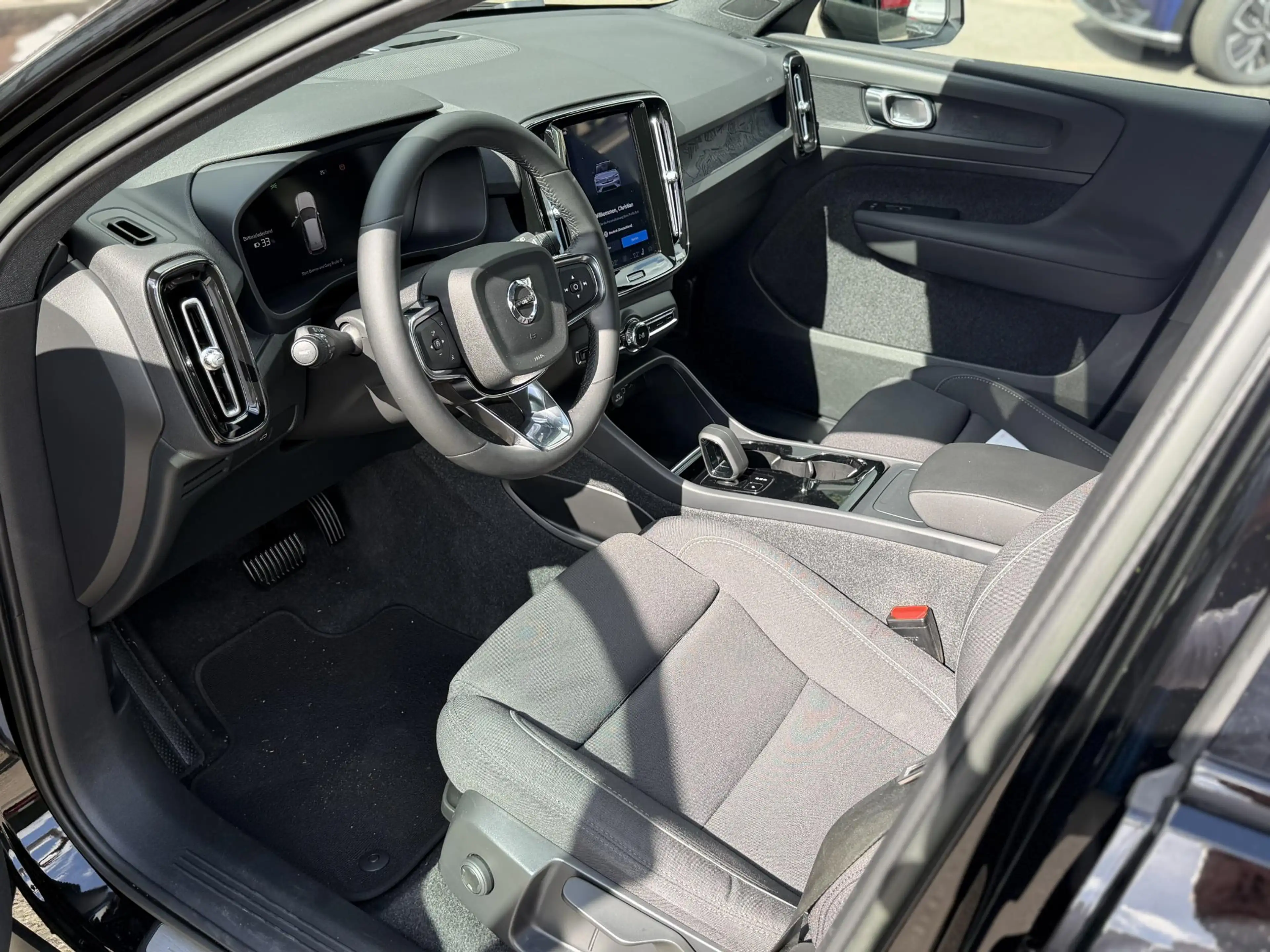 Volvo XC40 Recharge Core SOH 94%| VOLVO DEALER ONDERHOUDEN| A — photo 10