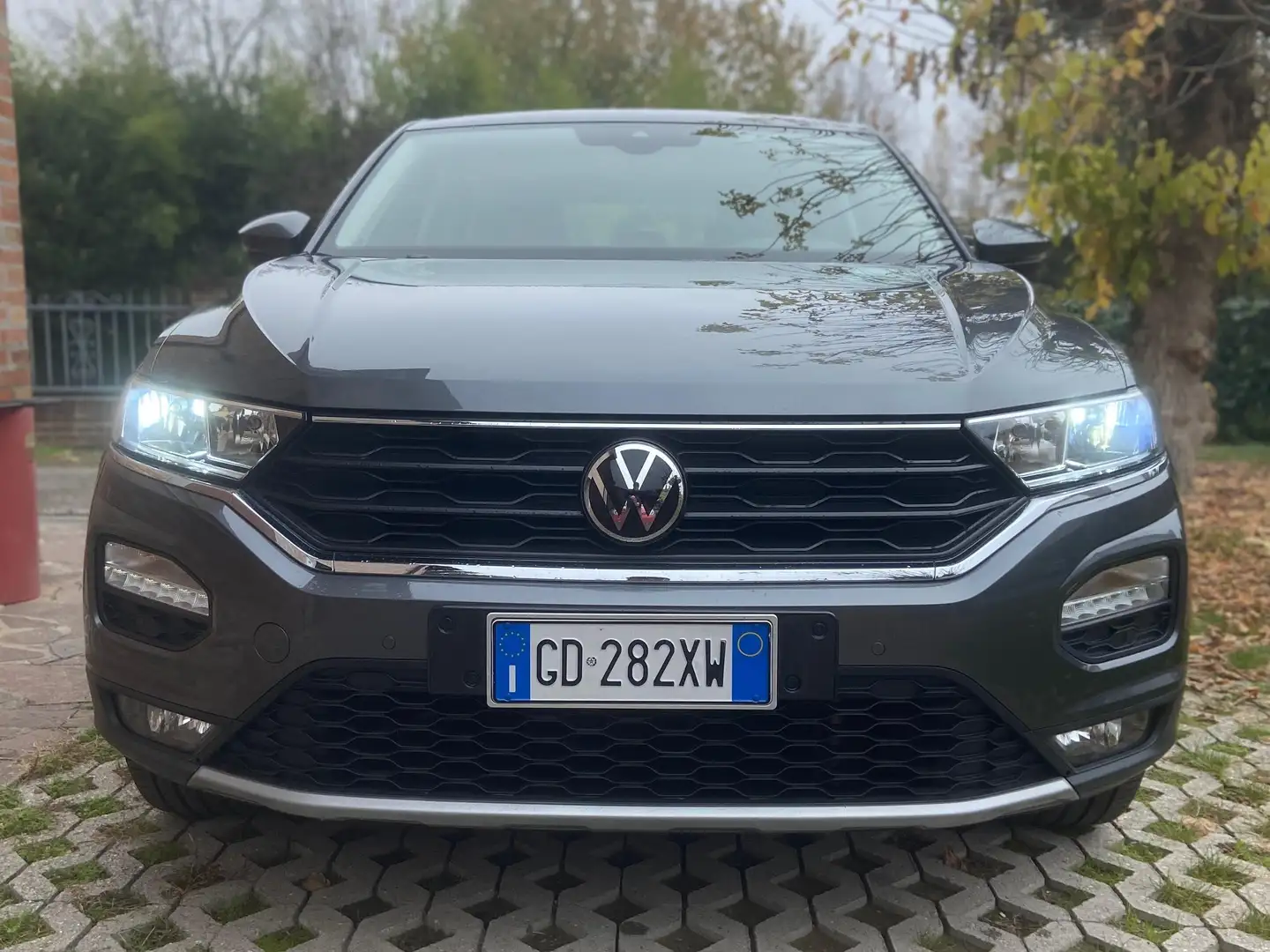 Volkswagen T-Roc T-Roc 2.0 tdi Style 115cv E6 Manuale Gris - 1