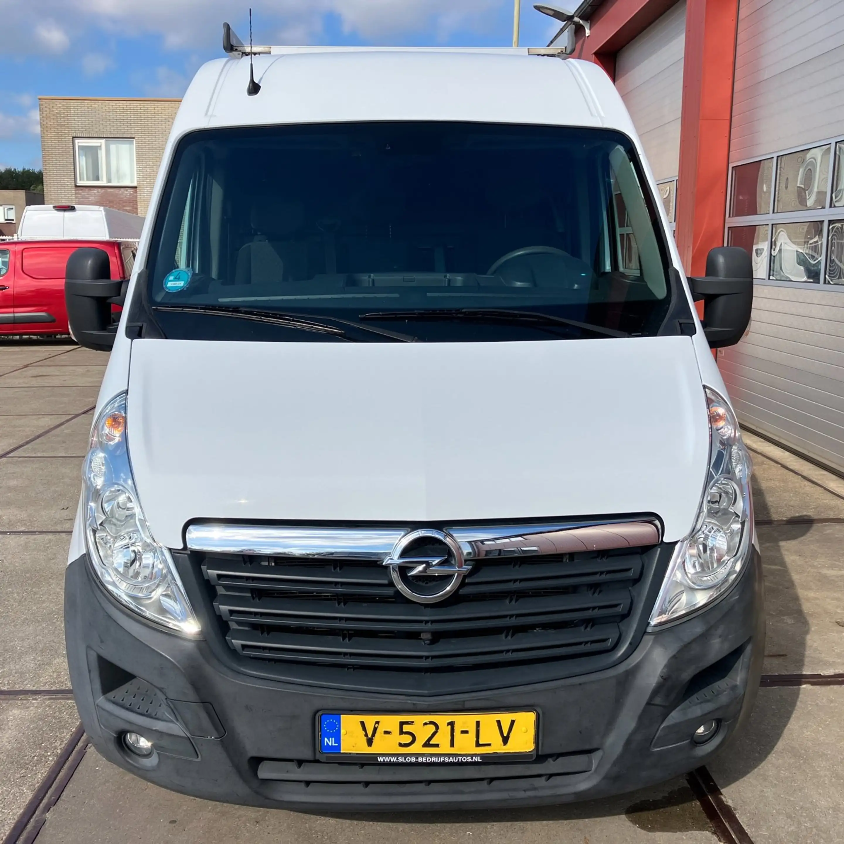 Opel Movano 2.3 CDTI BiTurbo L2H2 Start/Stop — photo 3