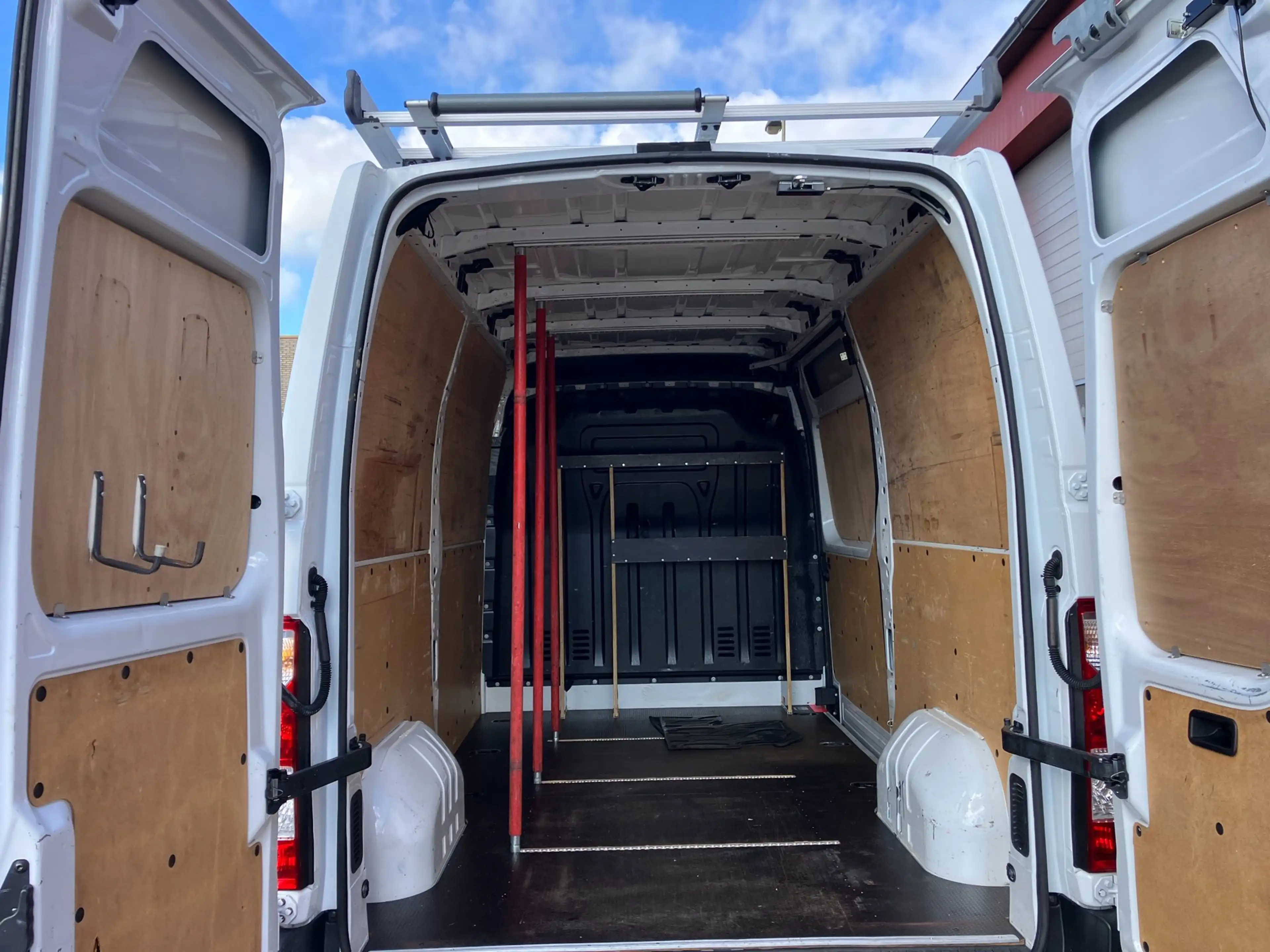 Opel Movano 2.3 CDTI BiTurbo L2H2 Start/Stop — photo 7