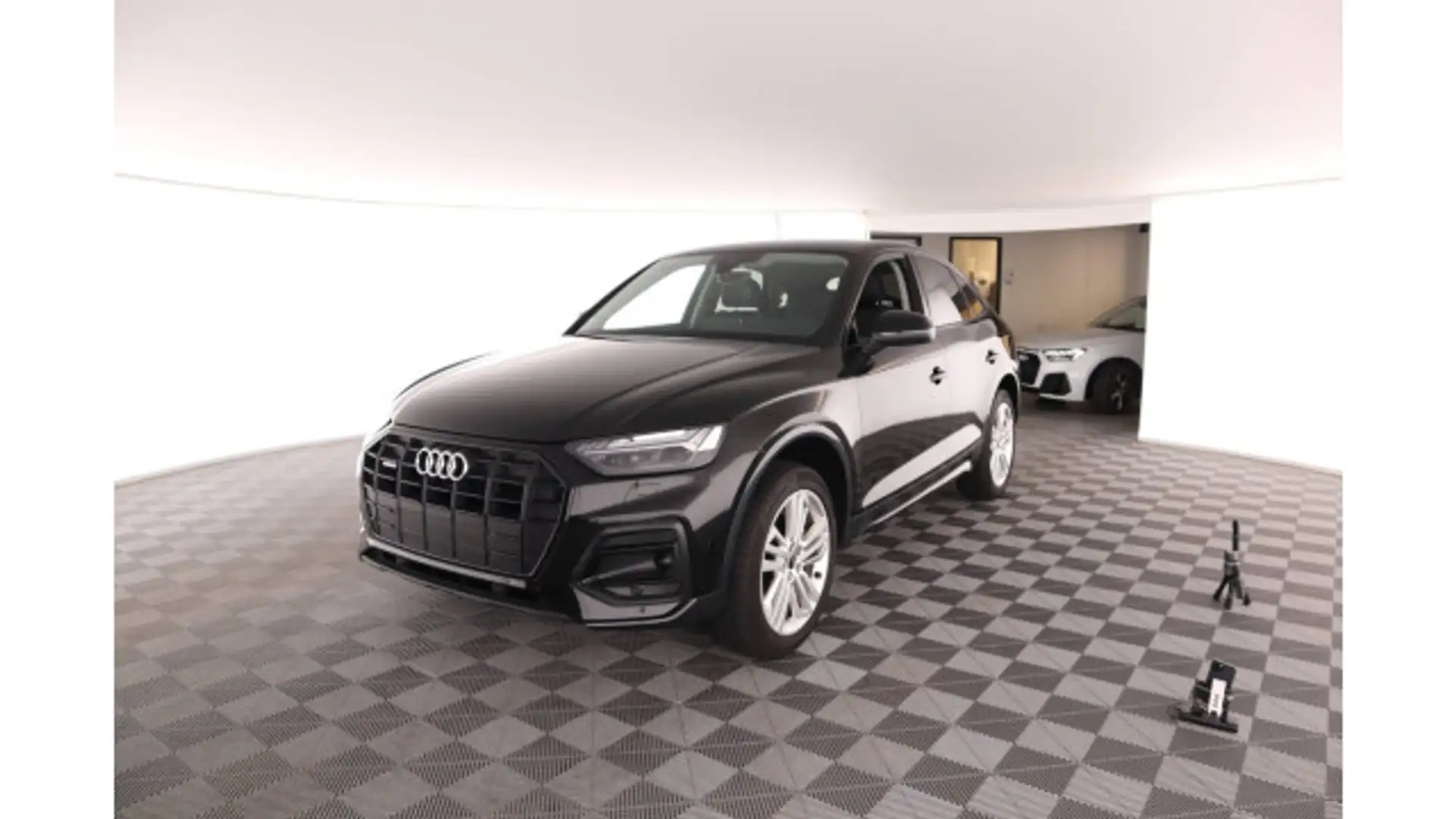 Audi Q5 40 TDI ADVANCED LM20 MATRIX ALCANTA Schwarz - 2