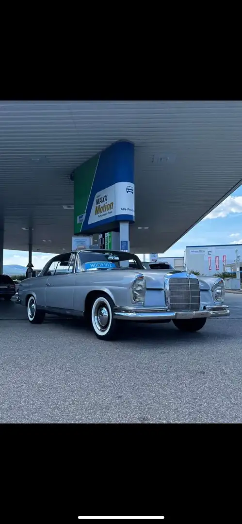 Mercedes-Benz 250 W111 250SE Coupe Silber - 1