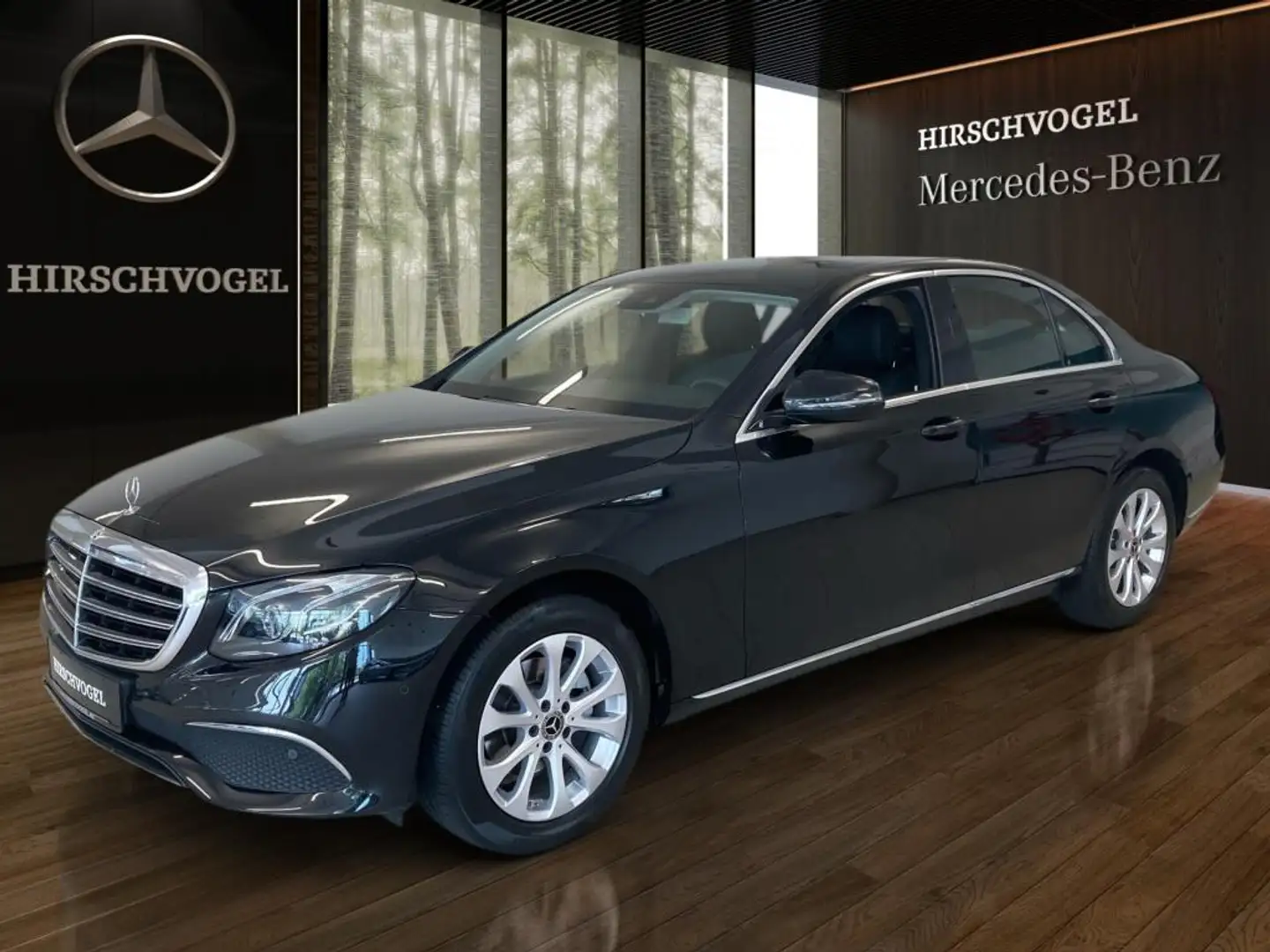 Mercedes-Benz E 200 EXCLUSIVE+MULTIBEAM+Navi+Kamera+PDC+Sitzhz Schwarz - 2