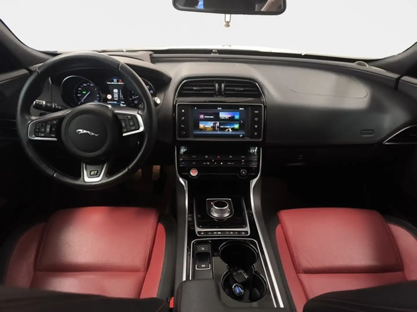 Jaguar XE 2.0 GTDi Pure Aut. 240 Blanc - 2
