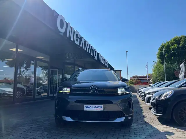 Citroen C5 Aircross view 2