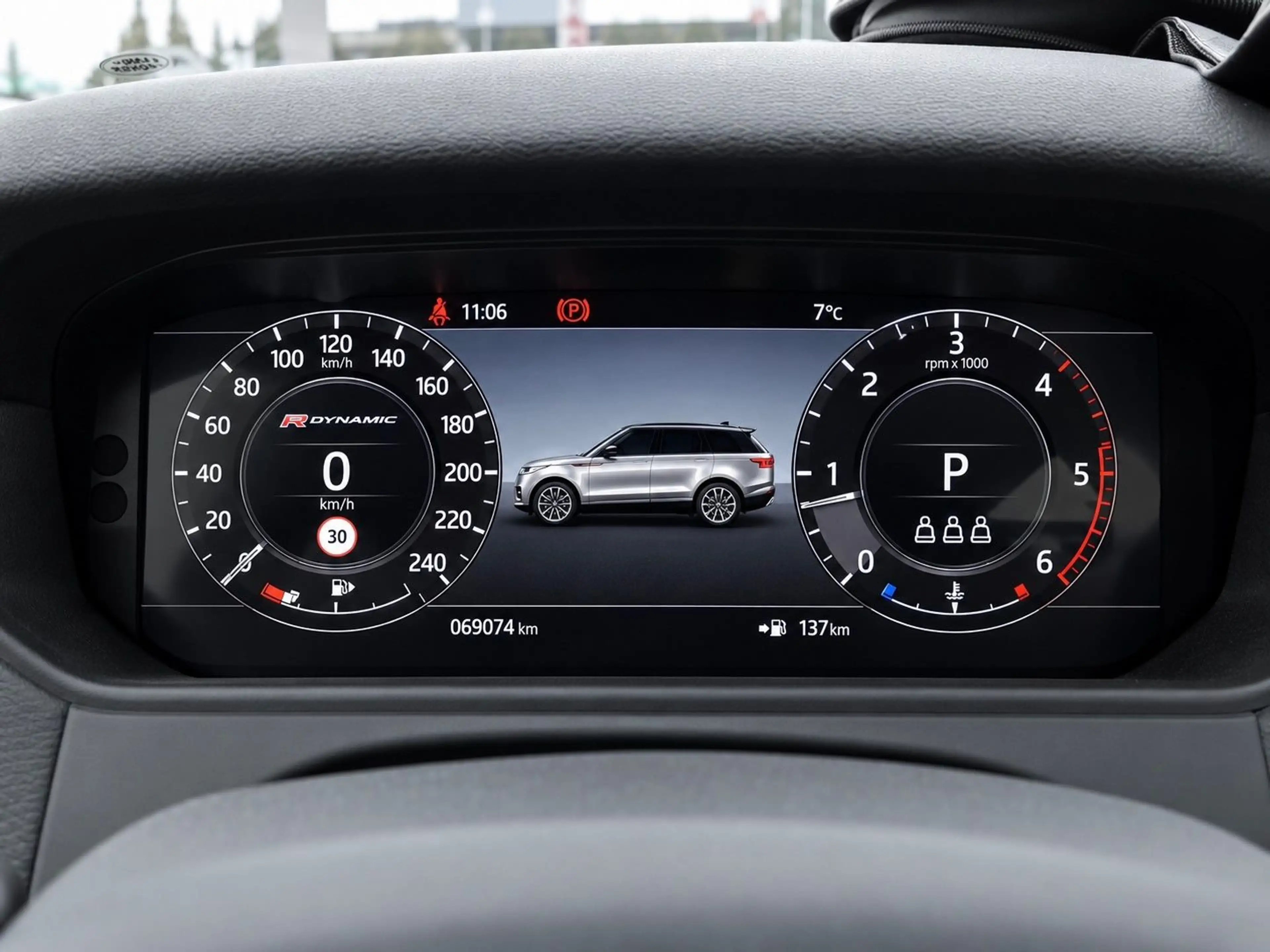 Land Rover Range Rover Velar Velar R-Dynamic S Panorama 360° kamera Leder — photo 8