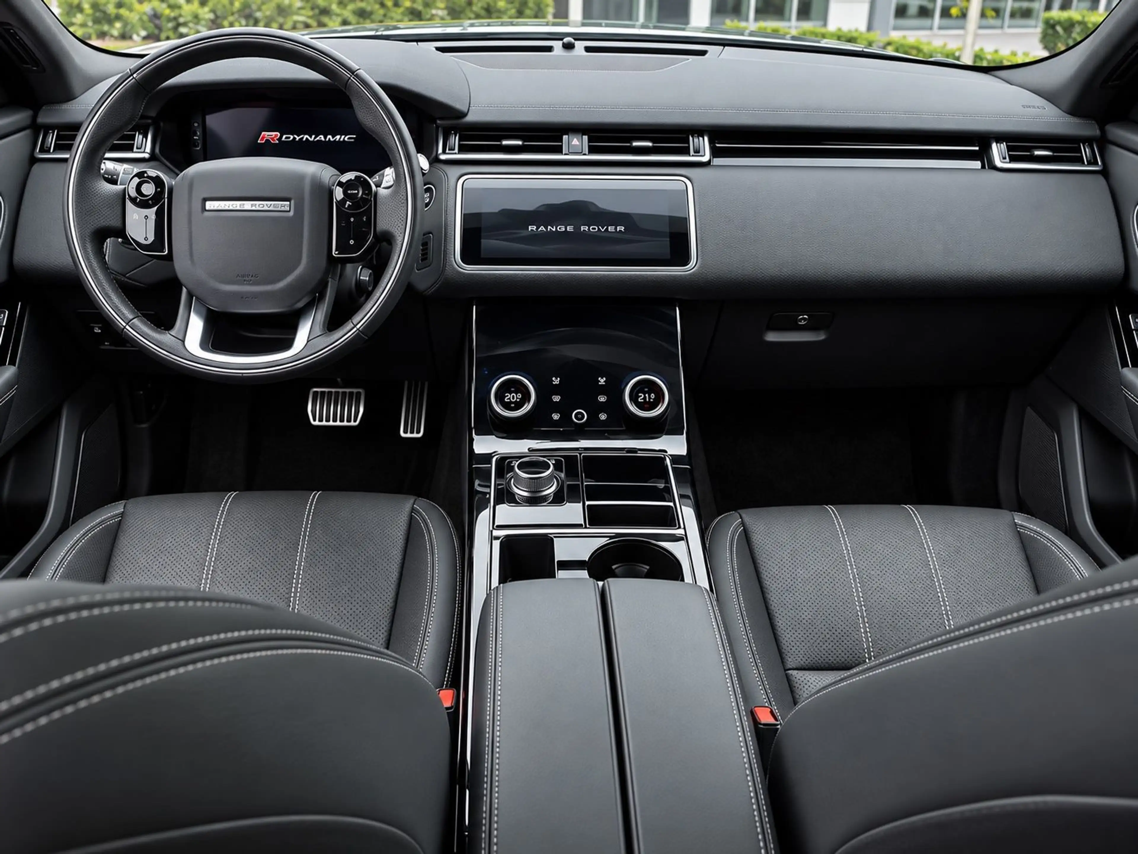 Land Rover Range Rover Velar Velar R-Dynamic S Panorama 360° kamera Leder — photo 6