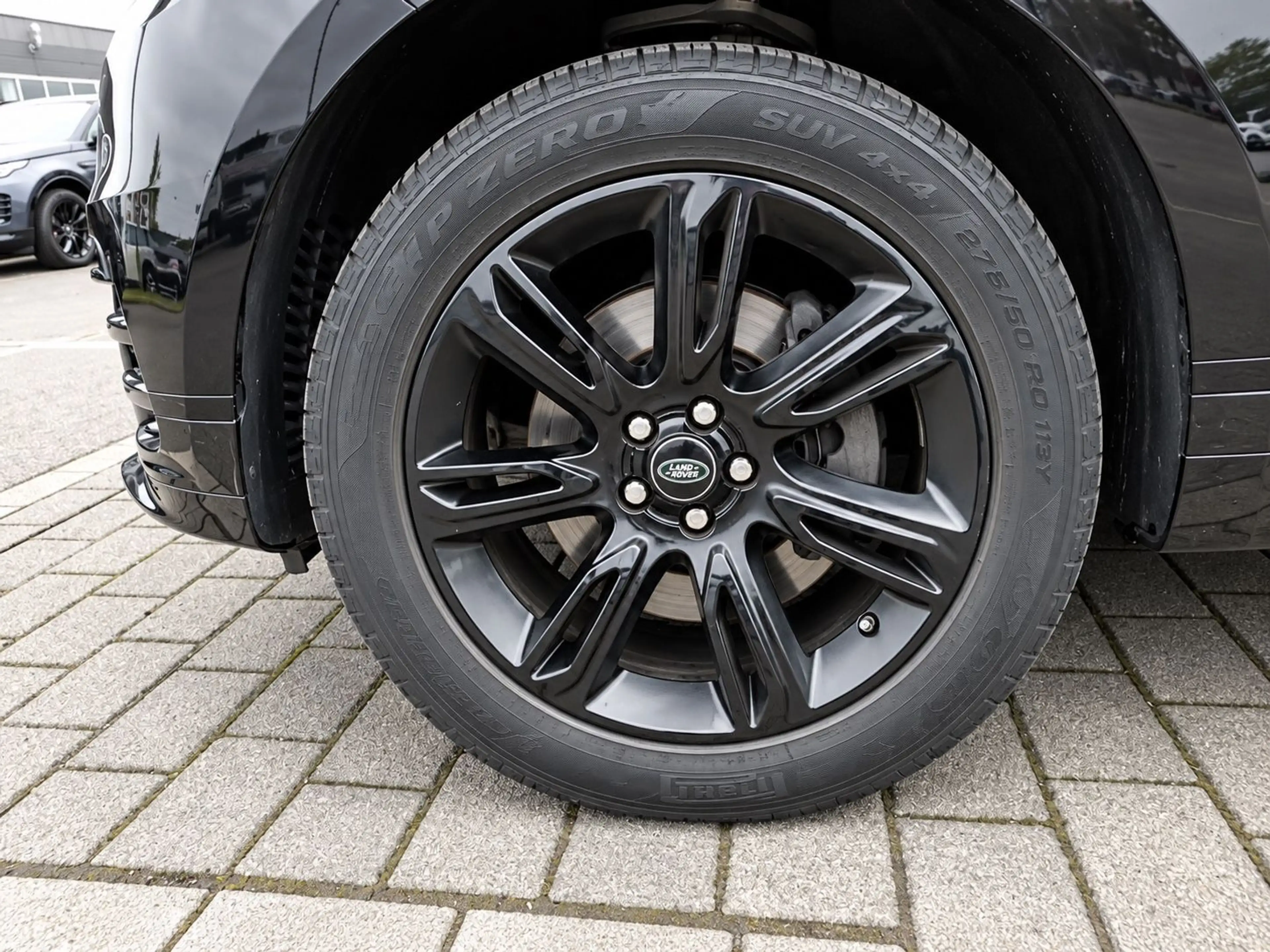 Land Rover Range Rover Velar Velar R-Dynamic S Panorama 360° kamera Leder — photo 15