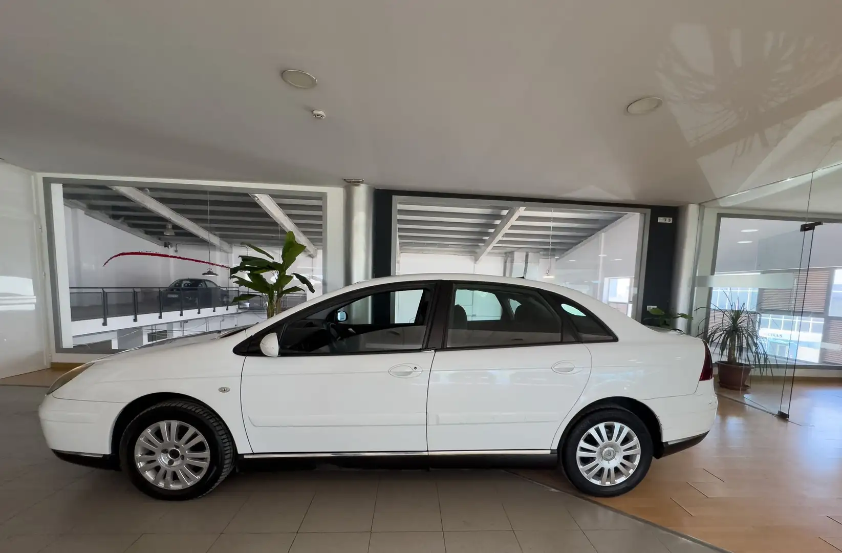 Citroen C5 1.6HDI Business Beyaz - 2