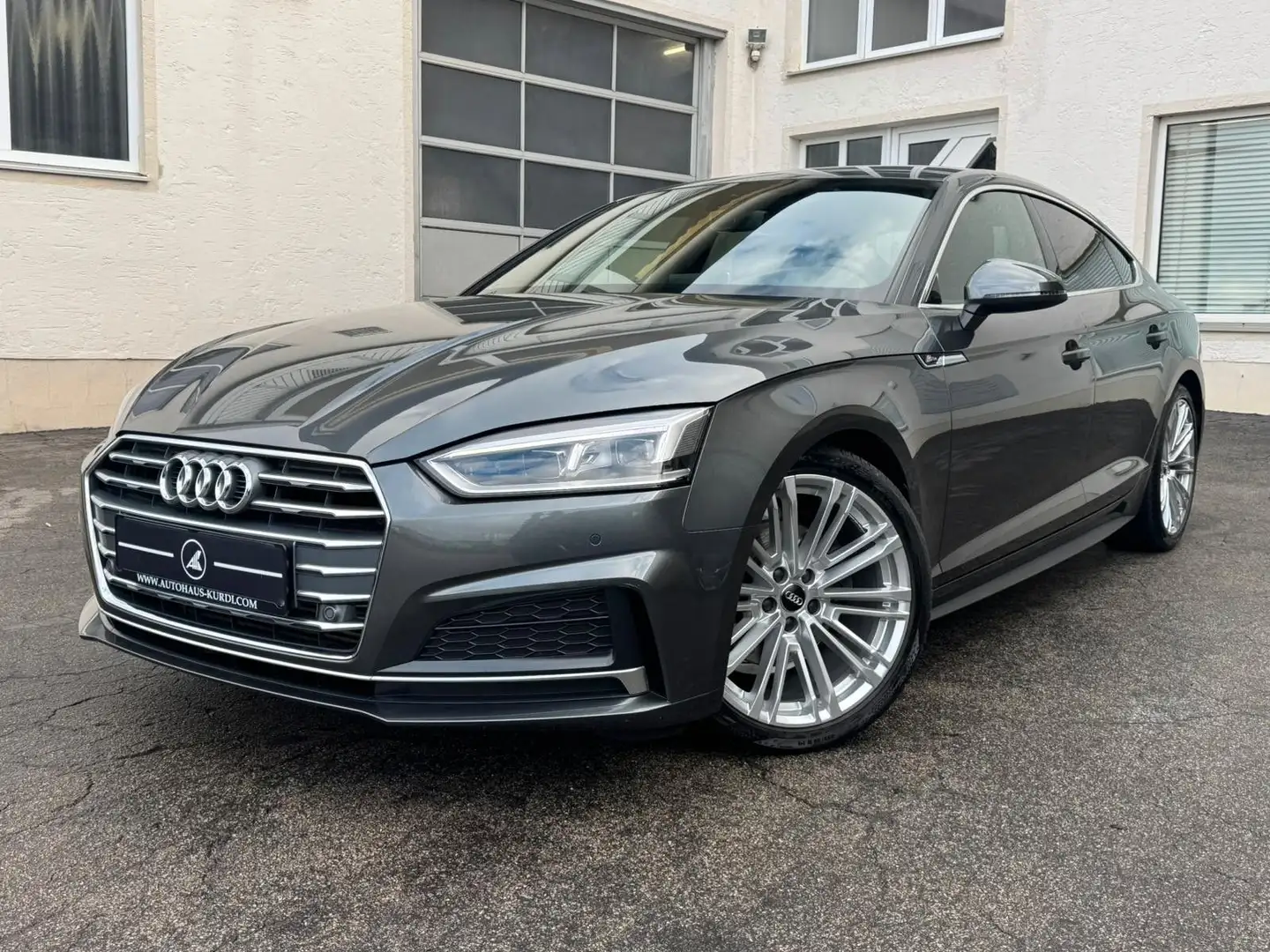 Audi A5 SB 40TFSI 3xS line CARPLAY VIRTUAL LED TEMPO Grau - 1