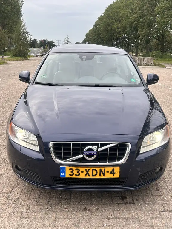 Volvo V70 2012 из Европы — купить под ключ