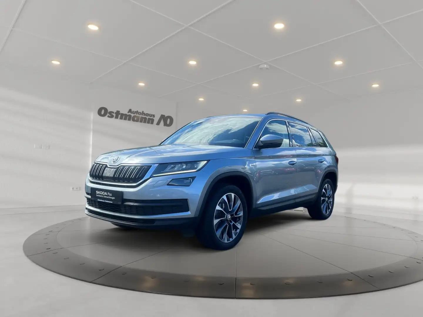 Skoda Kodiaq Drive 125 110kw TDI DSG *PDC*AHK*RFK*SHZ* Gris - 2