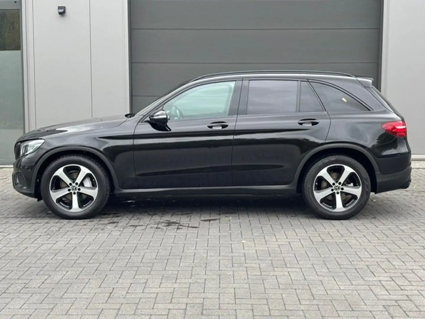 Mercedes-Benz GLC 250 GLC 250 d 4Matic 9G-TRONIC AMG Line Noir - 2