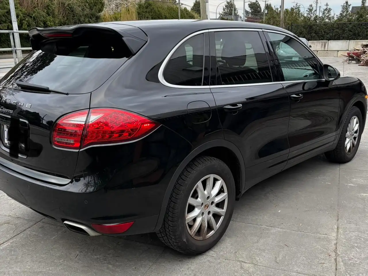 Porsche Cayenne снимка Porsche Cayenne