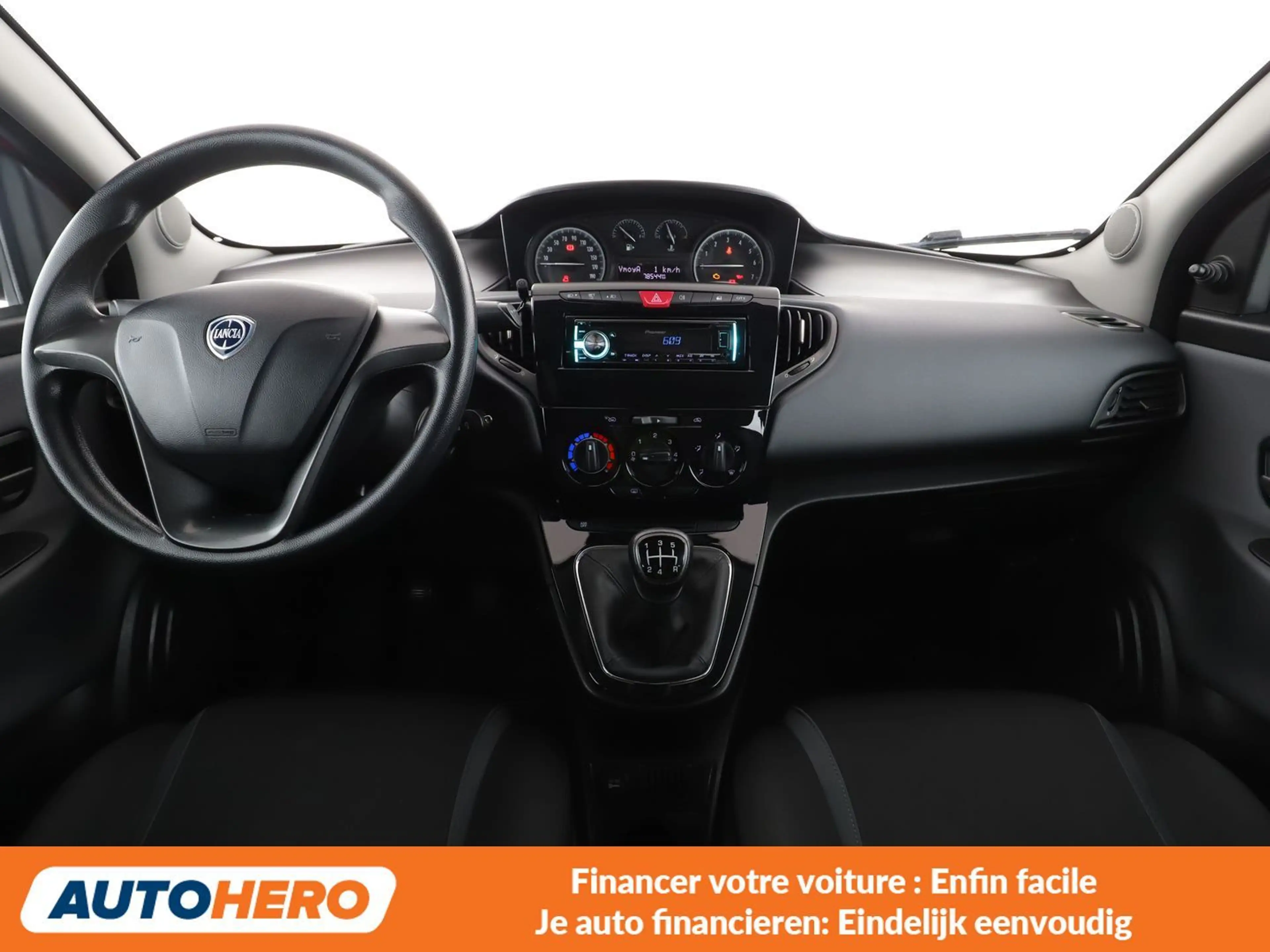 Lancia Ypsilon 1.2 Silver — photo 13