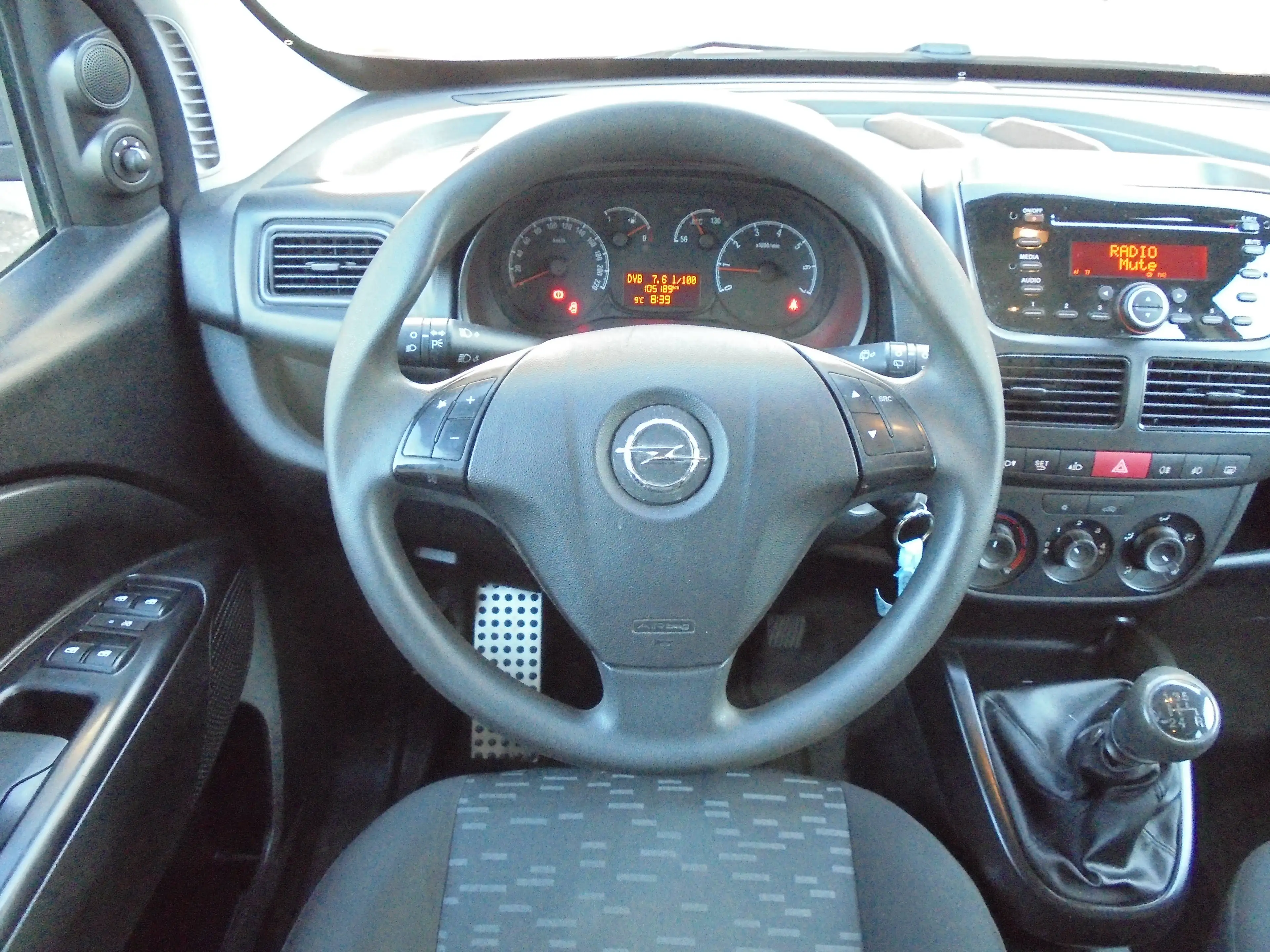 Opel Combo Selection 2XSchiebetüre*Klima*SHZ*PDC*Zahnriemen neu*achtfach bereift — photo 22