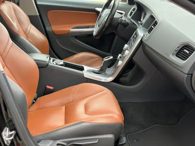 Volvo V60 view 13