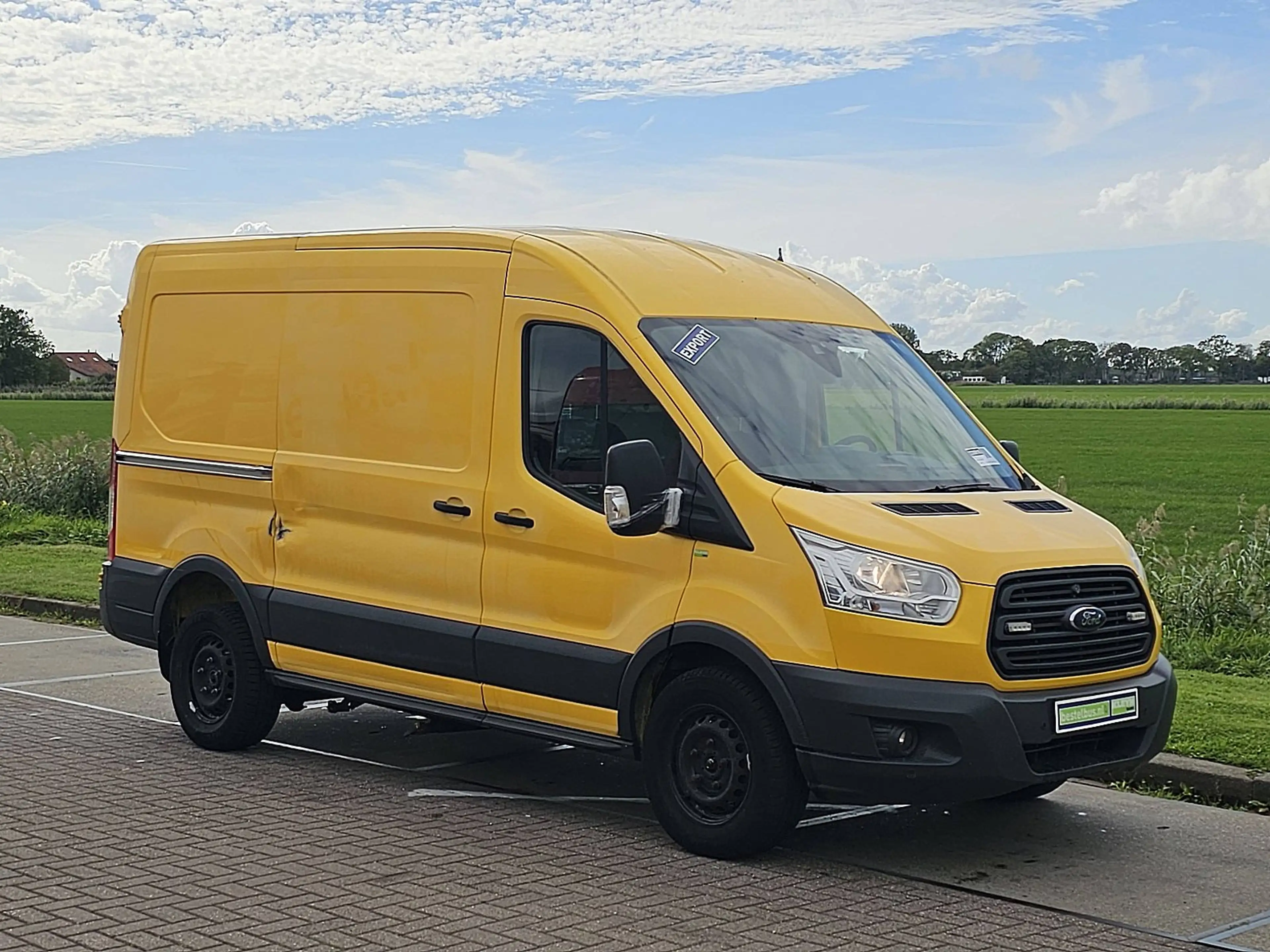 Ford Transit — photo 5